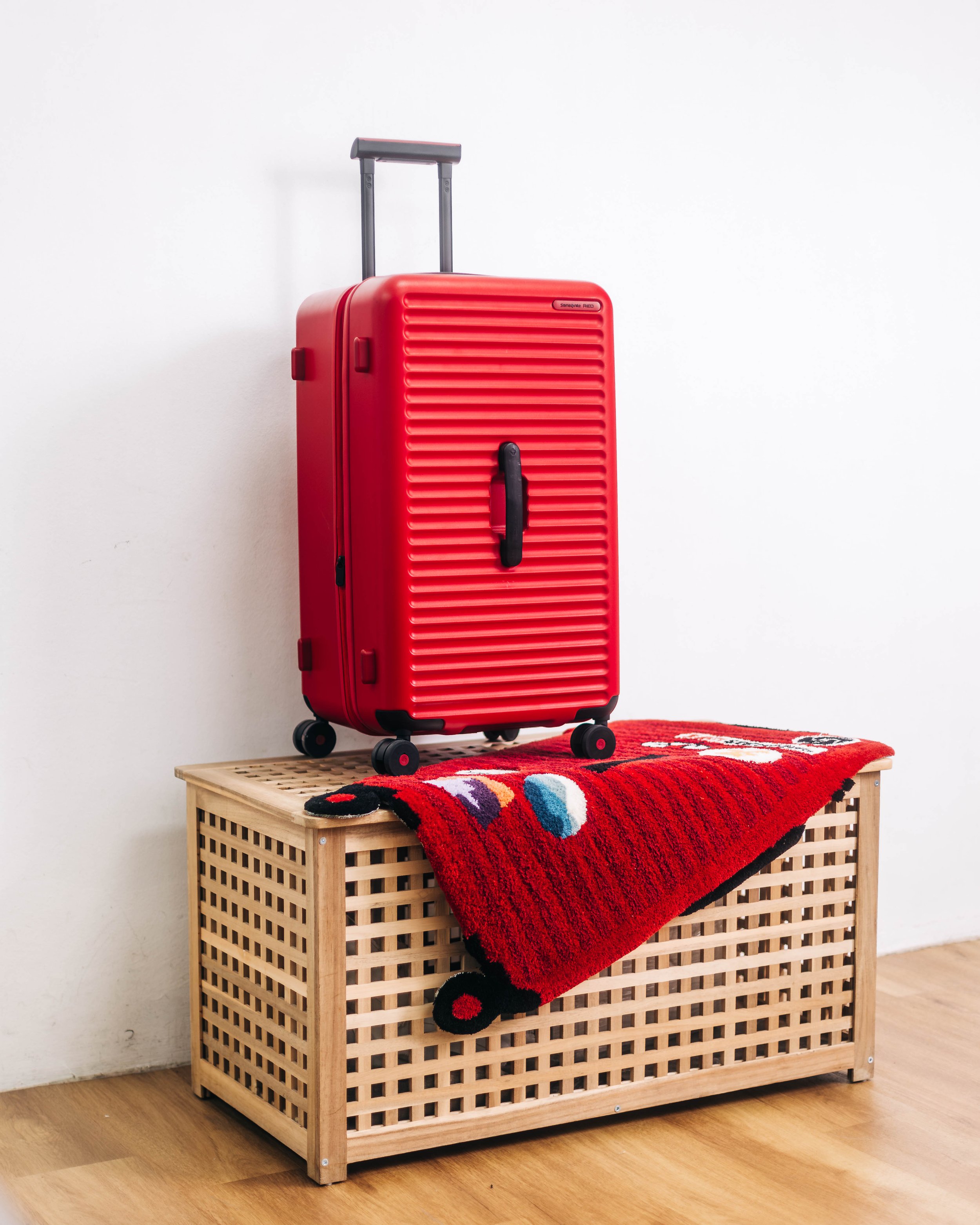 Samsonite x Tuftclub (1)
