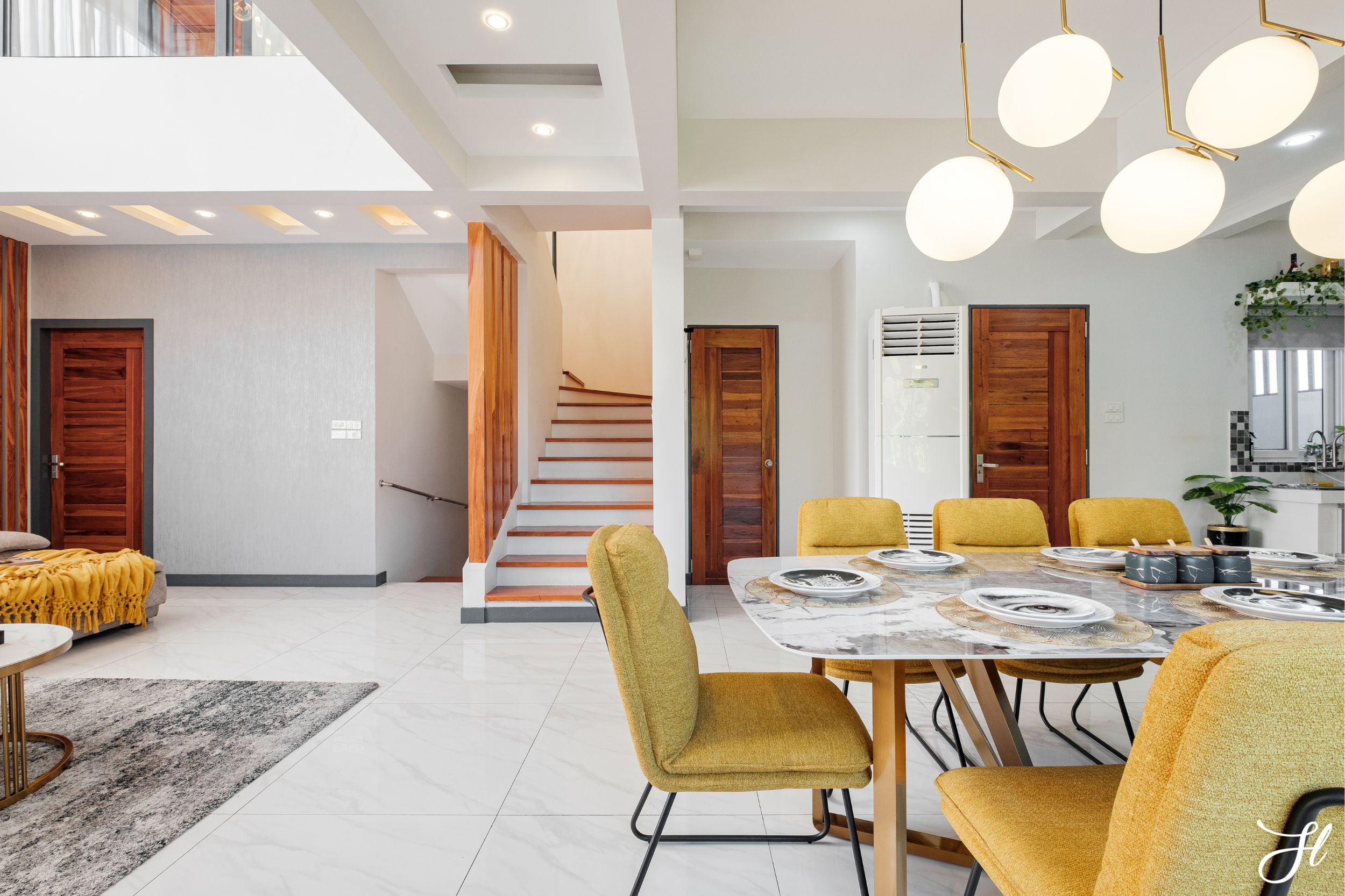 Second Floor - Dining Area