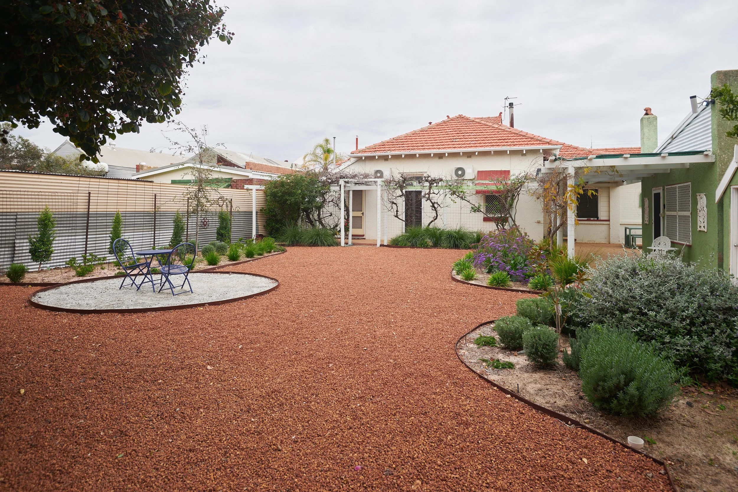 Outdoor garden area for all guests to enjoy
