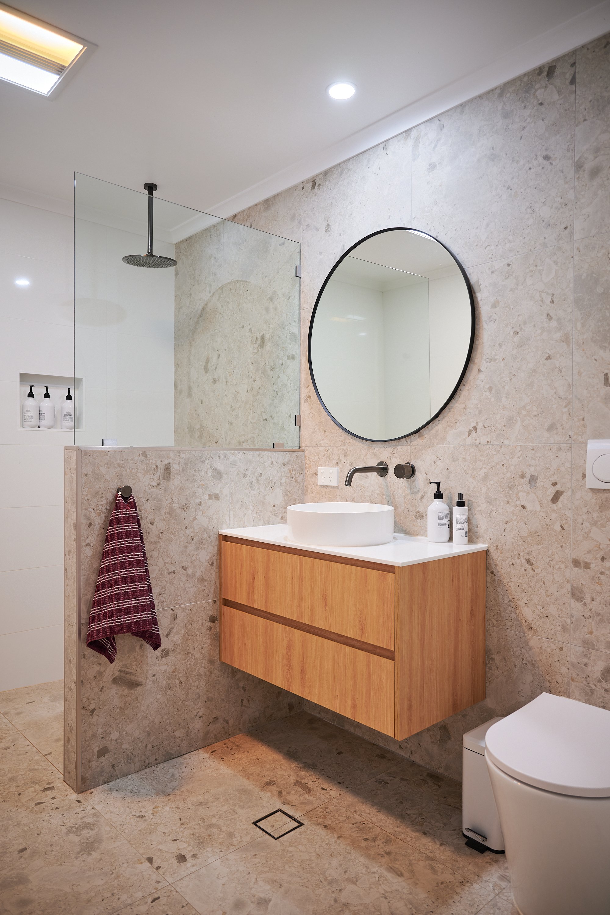 Private cottage en-suite - fully renovated