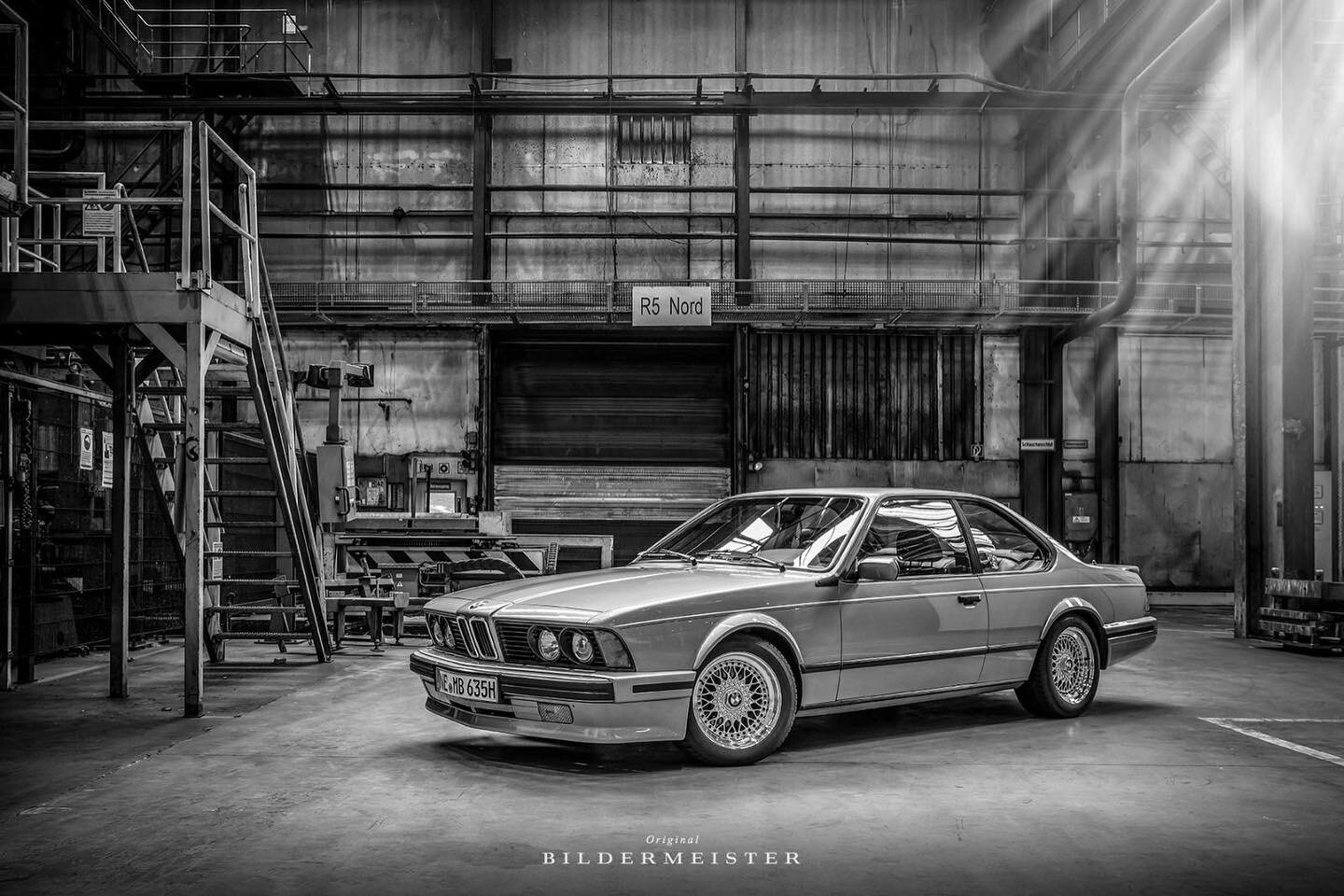 BMW 635 CSi, fotografiert in K&ouml;ln/Solingen im Rahmen eines unserer Fotoshooting-Events.

WIR FOTOGRAFIEREN IHR AUTOMOBIL &ndash; AB EUR 199,-.

Die Termine f&uuml;r unsere Fotoshootings-Events in Stuttgart, M&uuml;nchen, Frankfurt, Z&uuml;rich/C
