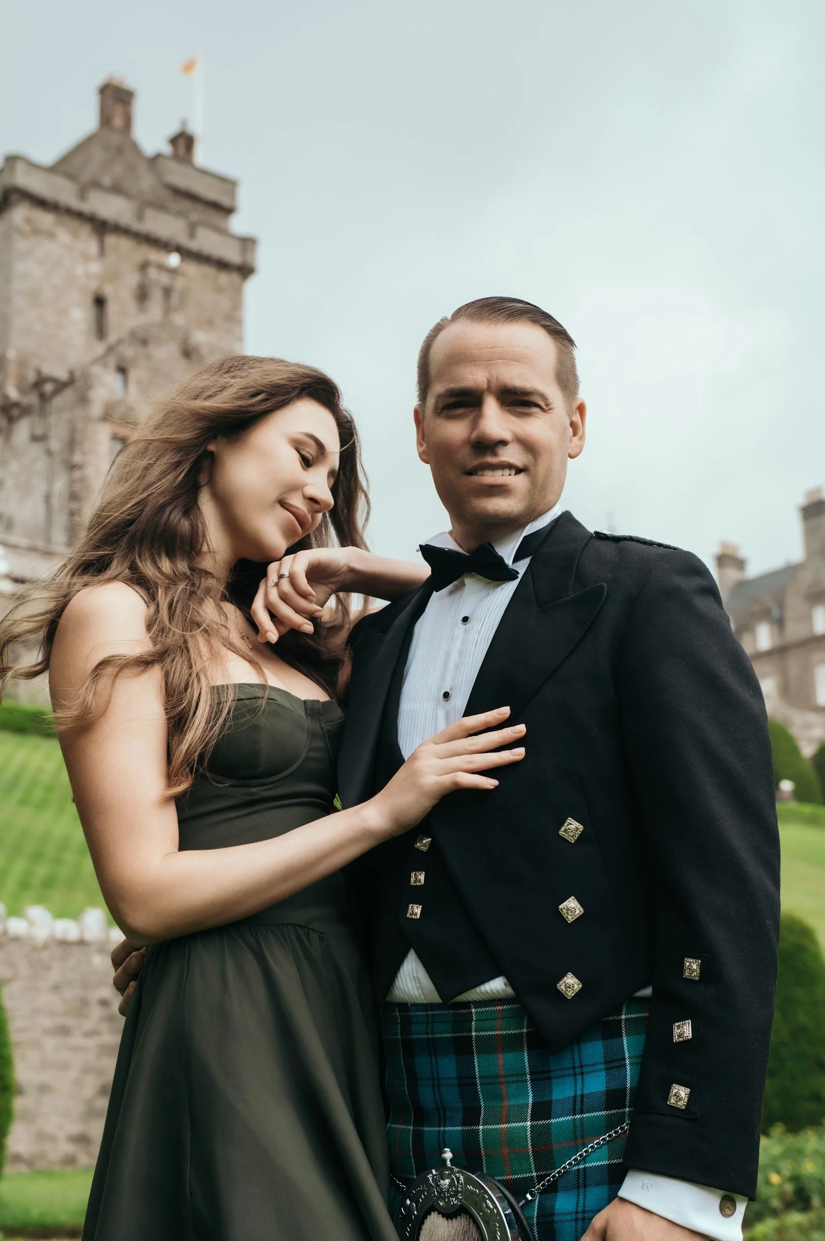 Diana+Avon & boys in Drummond Castle
