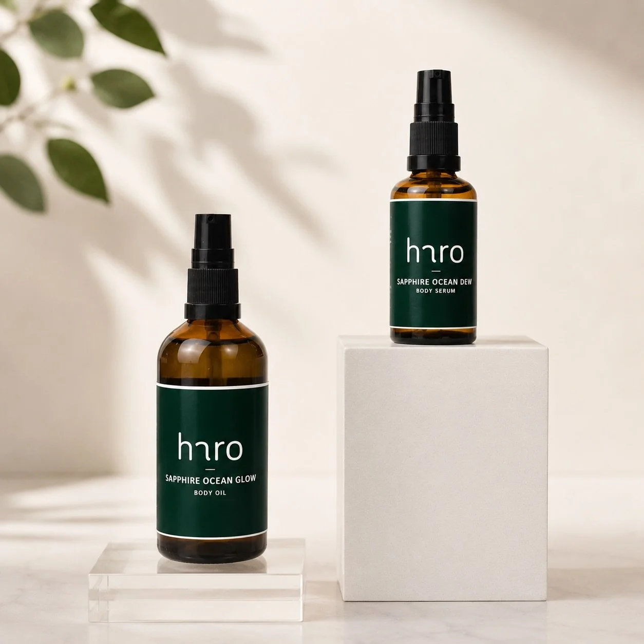 Jeg er ret begejstret for mit nye kropss&aelig;t Sapphire Ocean Ritual. Det er ren spa-f&oslash;lelse at sm&oslash;re mig ind i det efter badet. Jeg har designet det til at arbejde sammen, og give &oslash;jeblikkelig wauw-effekt, fugt og bl&oslash;dh
