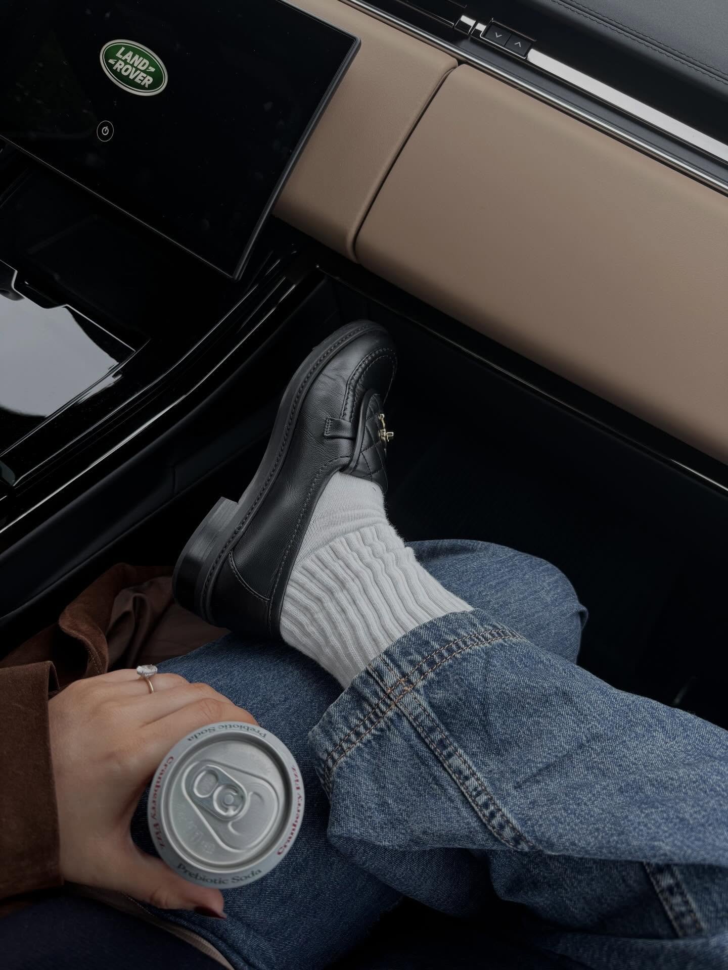 Life lately 🫶🏼

#danielleflaxinteriors #marylandinteriordesigner #marylandinteriordesign #annapolisinteriordesigner #annapolisinteriordesign #dcinteriordesigner #dcinteriordesign #baltimoreinteriordesigner #baltimoreinteriordesign