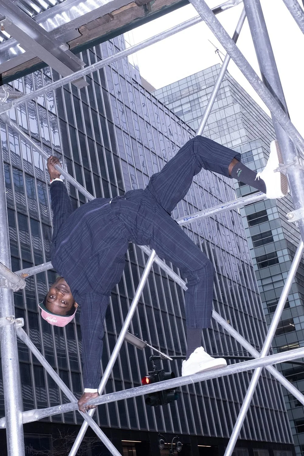 OnlyNY_Contortionist_4.jpg