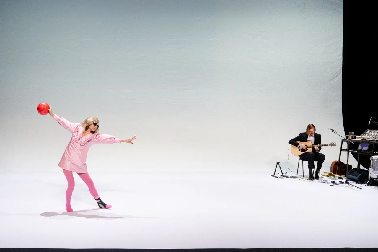 John & Gena, Wunderbaum Production.