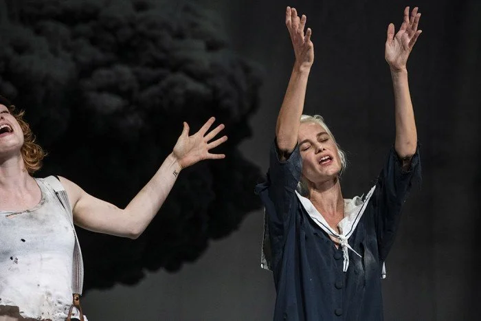 Truth or Dare, Britney or Goofy, Nacht und Nebel, Jesus Christ or Superstar