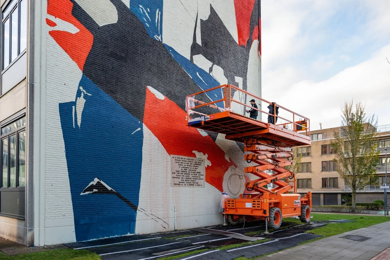 Muurschildering Matthias Schoenaerts en Koen van den Broek.
