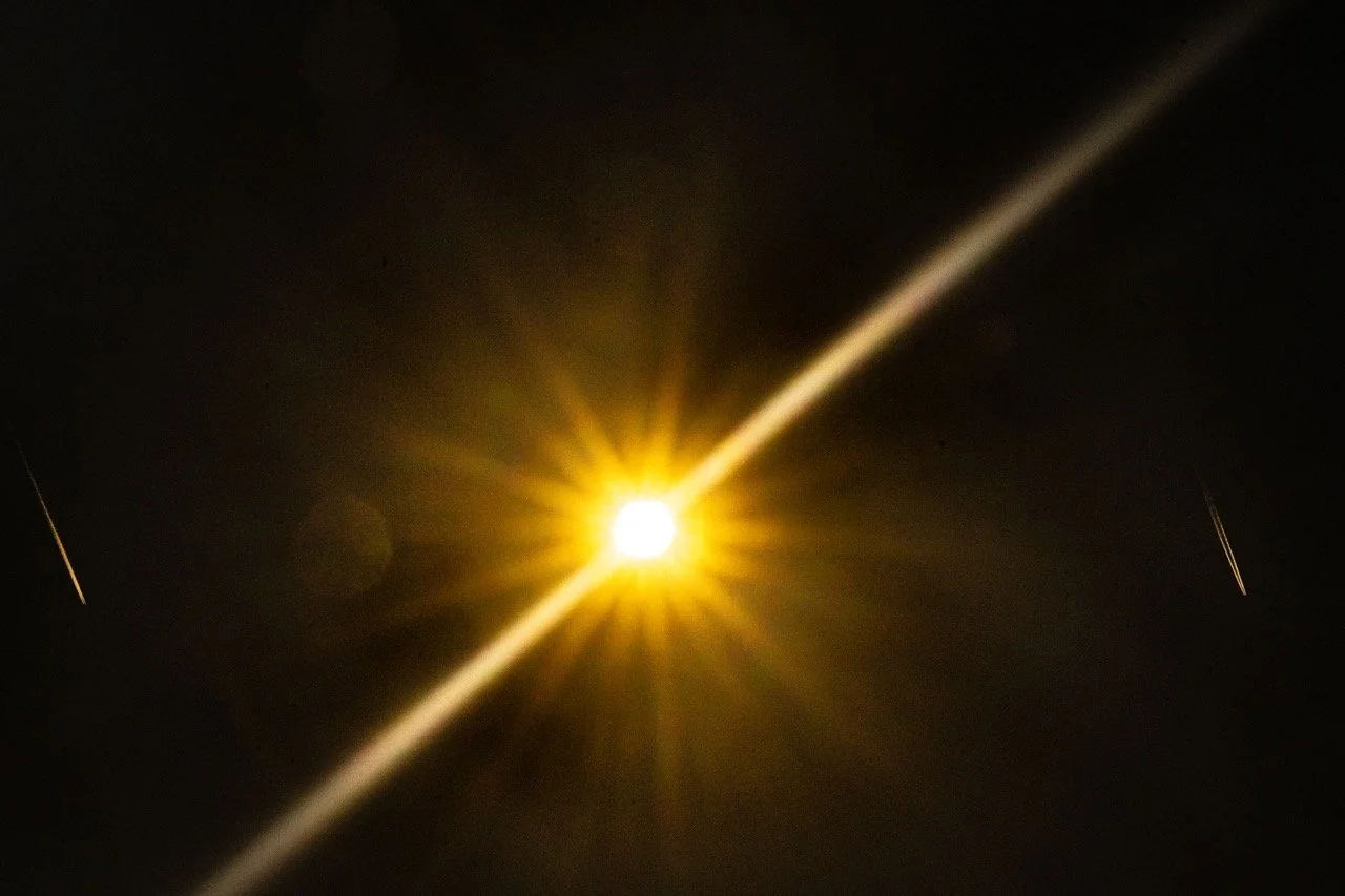 Dedonkerekantvandezon001 Groot.jpeg