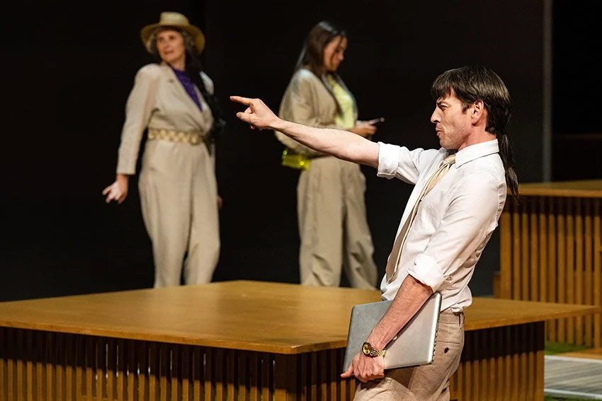Laagland, a HNT production.