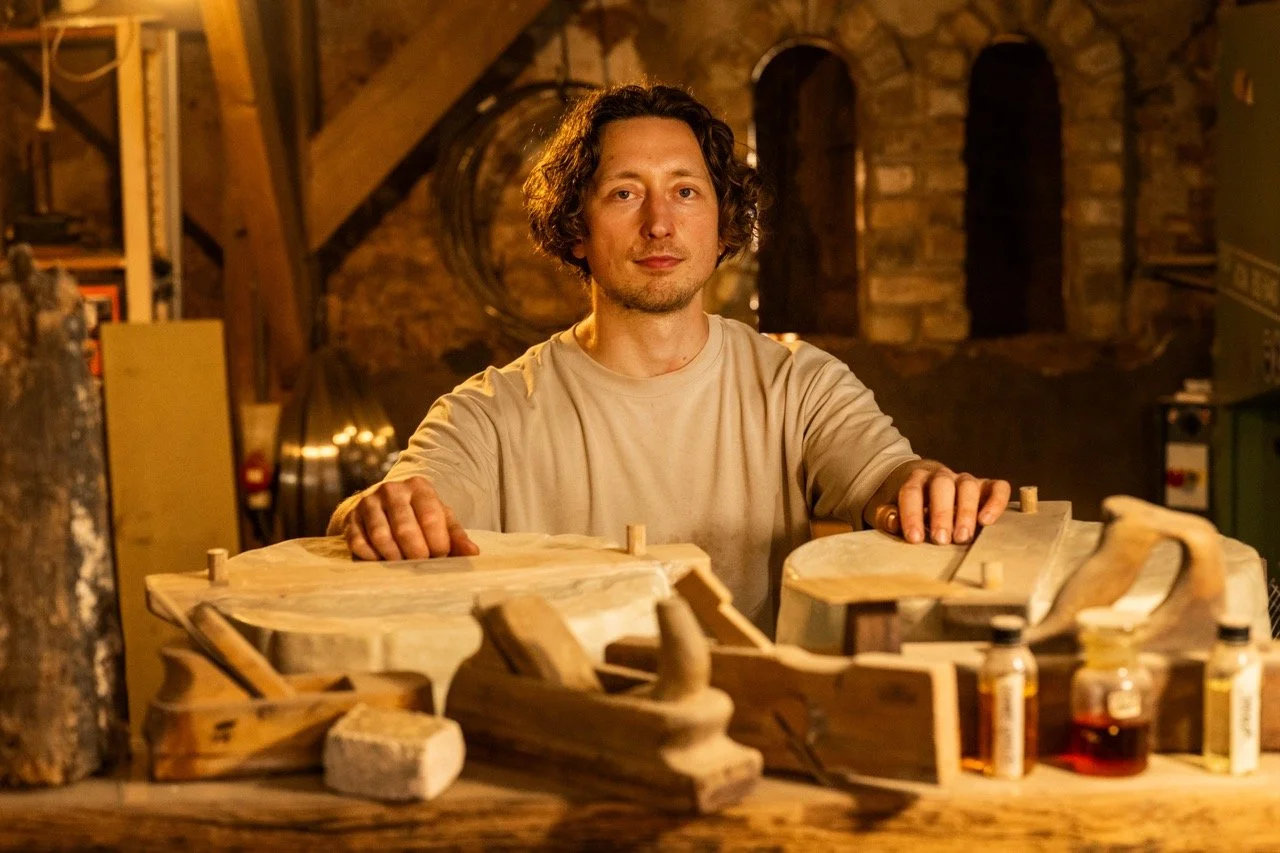 Bram Waqué.