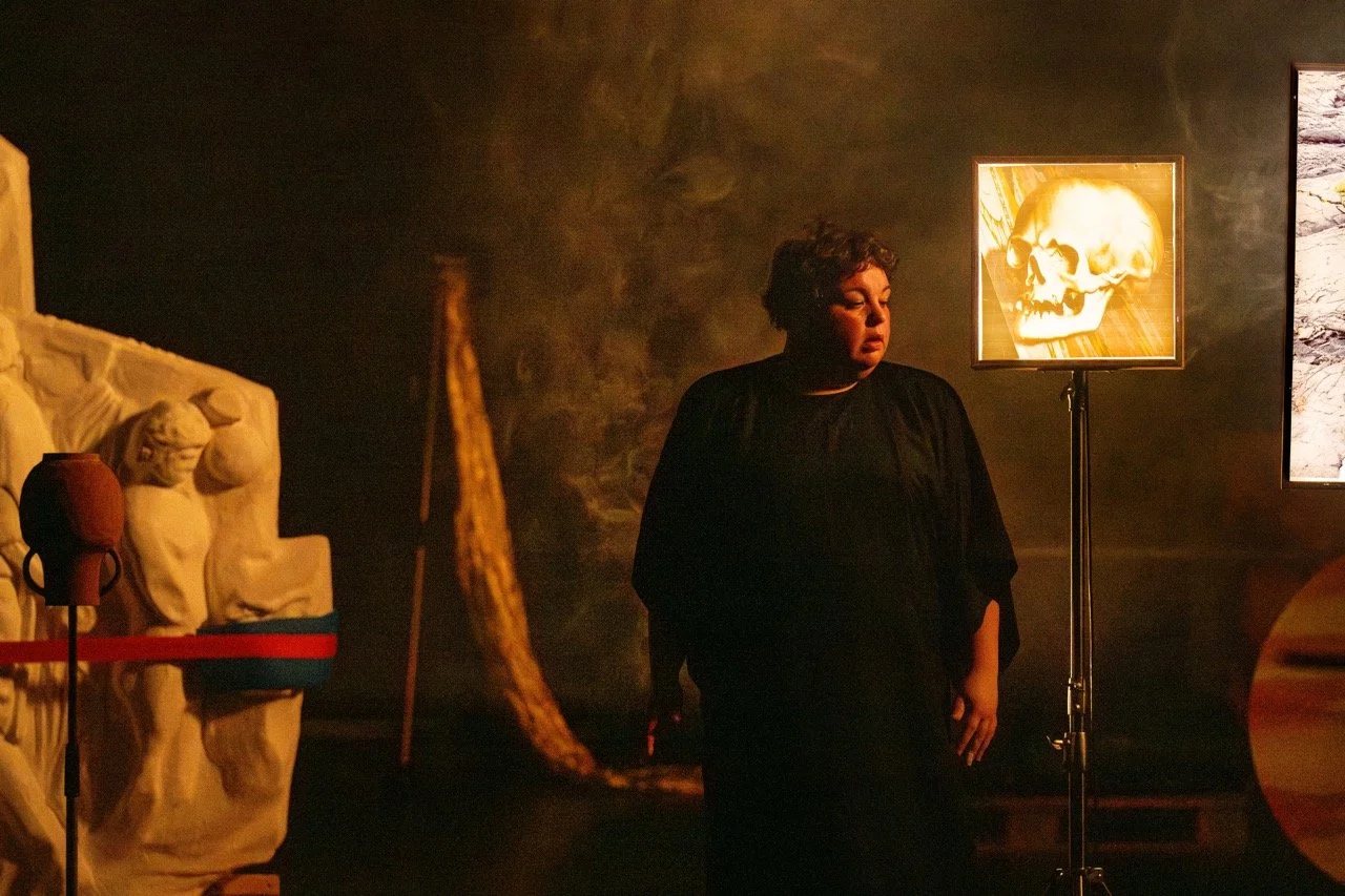 Mantike, Toneelhuis productie.