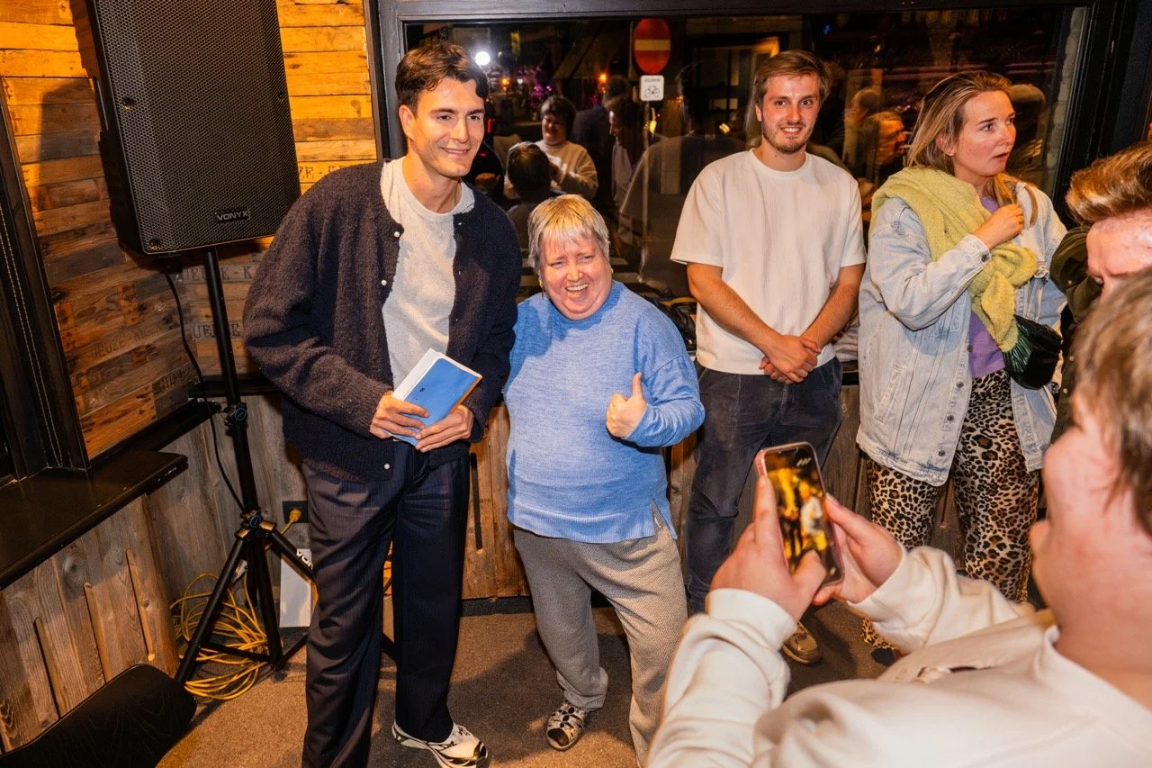 Conner komt luisteren in Diksmuide.