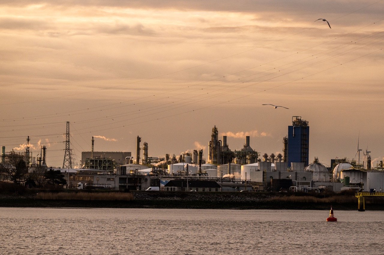 Chemie-industrie in de Antwerpse haven.