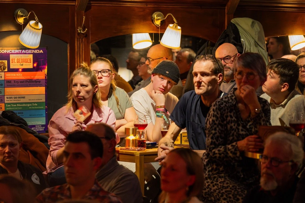 Conner Rousseau op luistertoer.