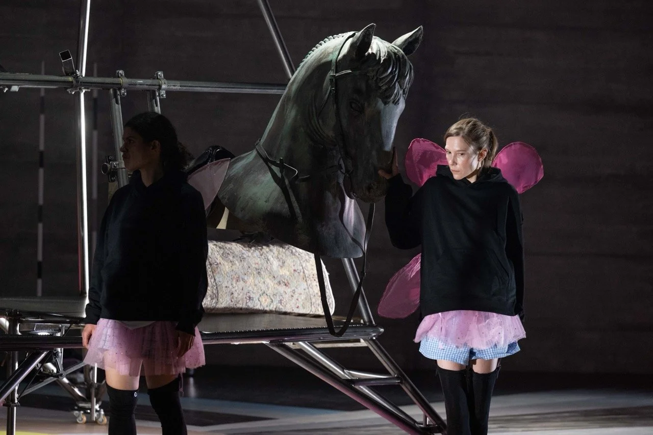 Jeanne Dark (Lies Pauwels for Theater Basel).