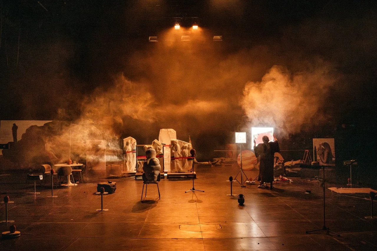 Mantike, Toneelhuis productie.