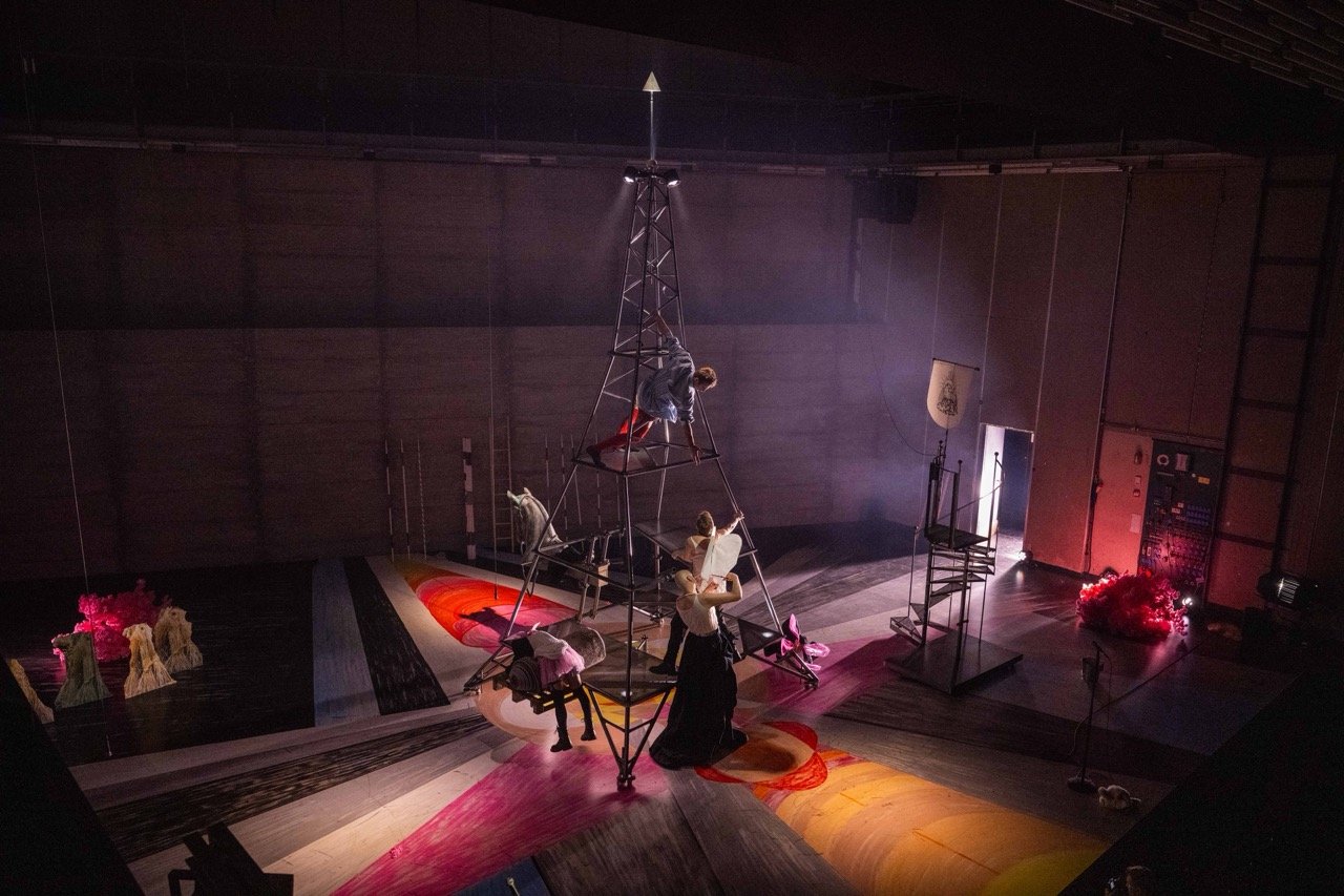 Jeanne Dark (Lies Pauwels for Theater Basel).