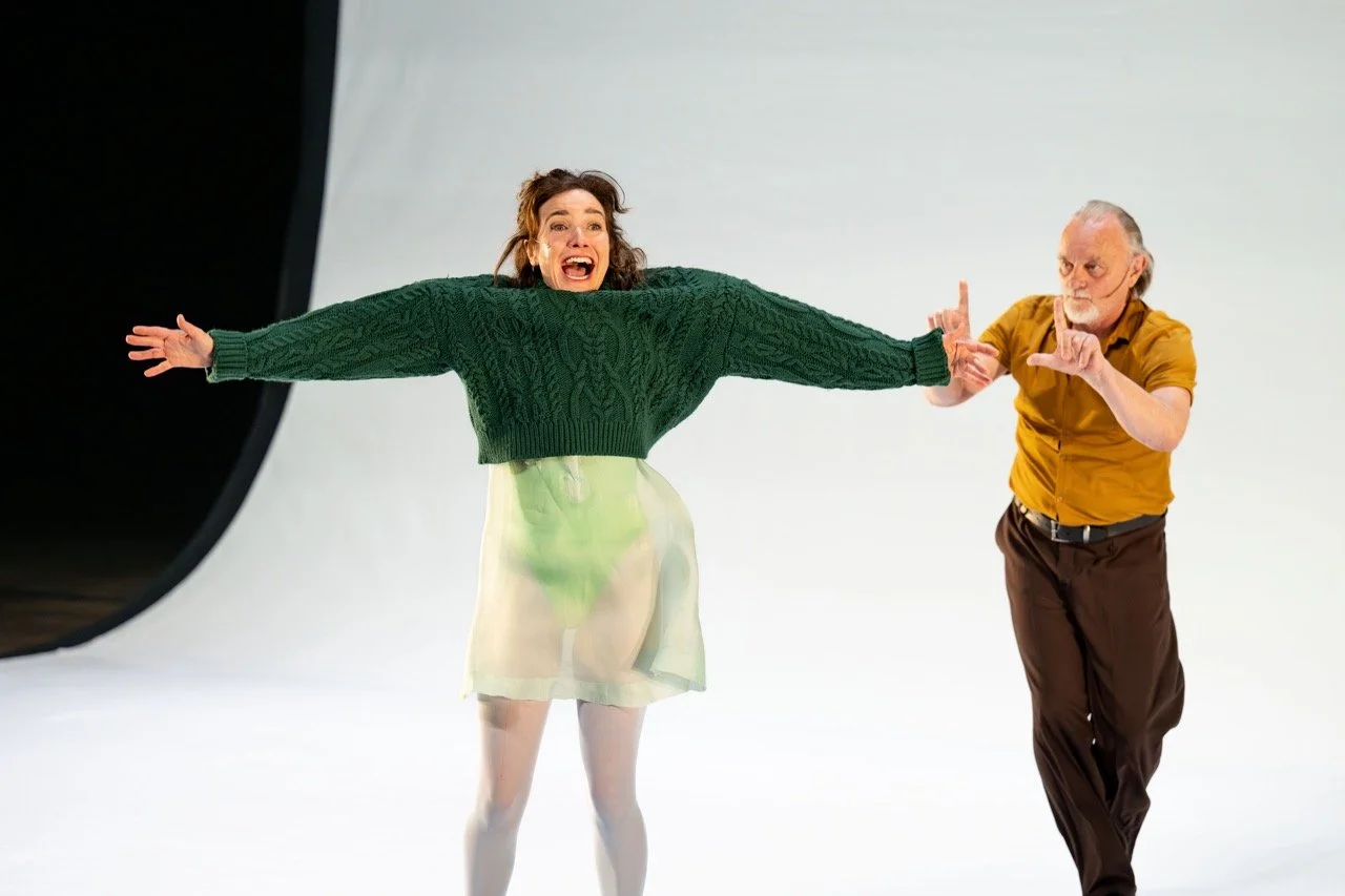 John & Gena, Wunderbaum Production.