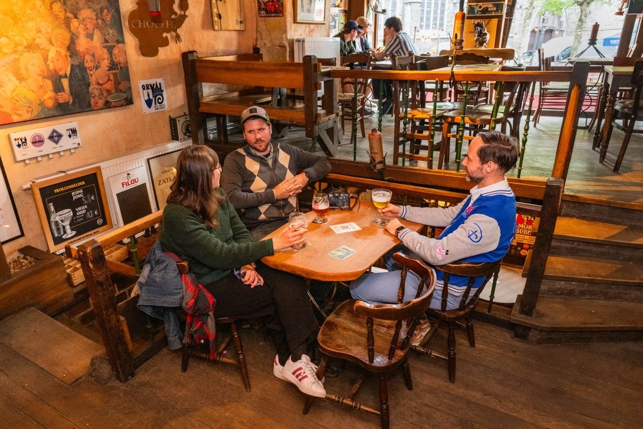 Nootjes op café.