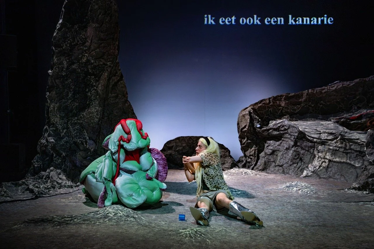 GUMMI, Bronks productie.