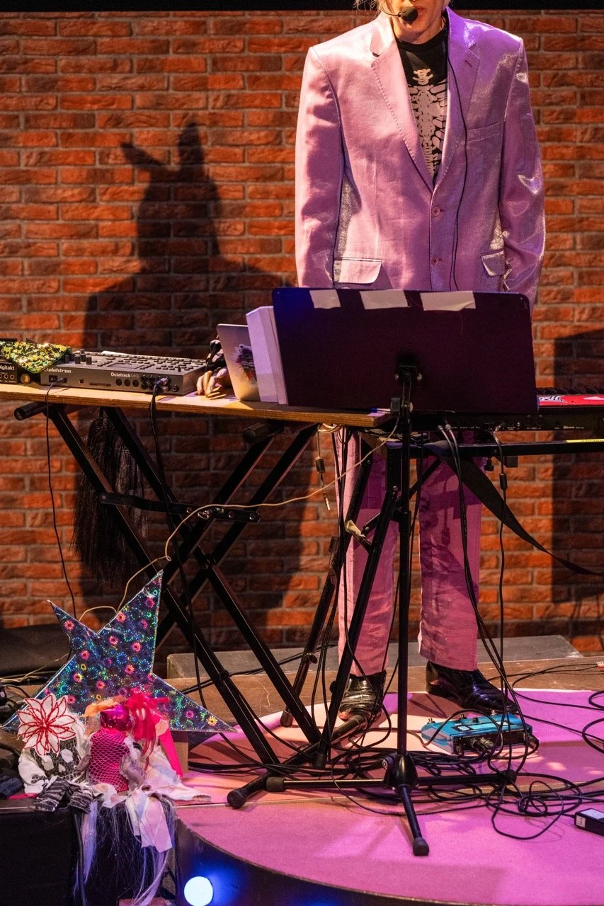 Rehearsal pics Worldwide international global Idiodrama.