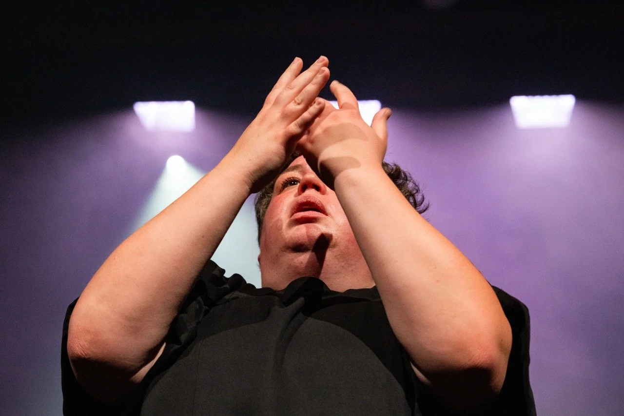 Mantike, Toneelhuis productie.