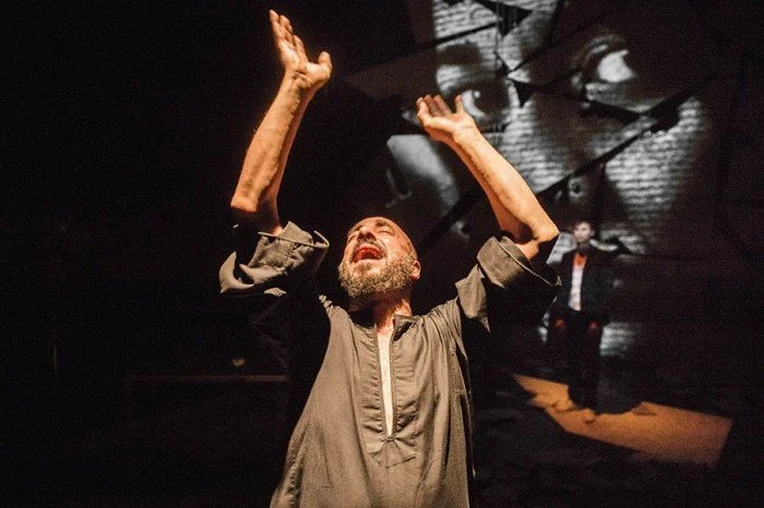 97_ClosedCurtainszonderrand05 copy_v2.jpg