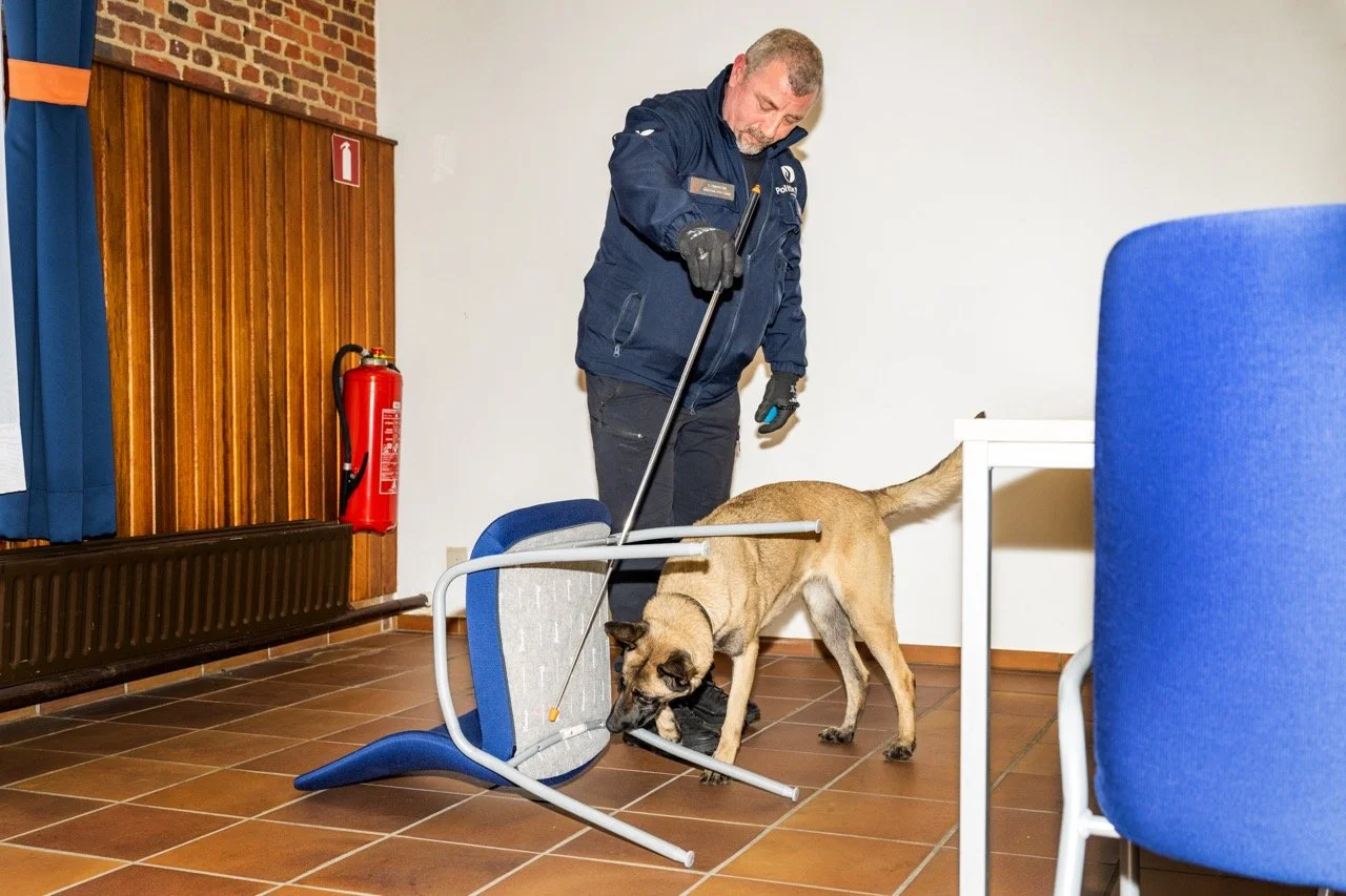 itcpolitiehond002 groot.jpeg