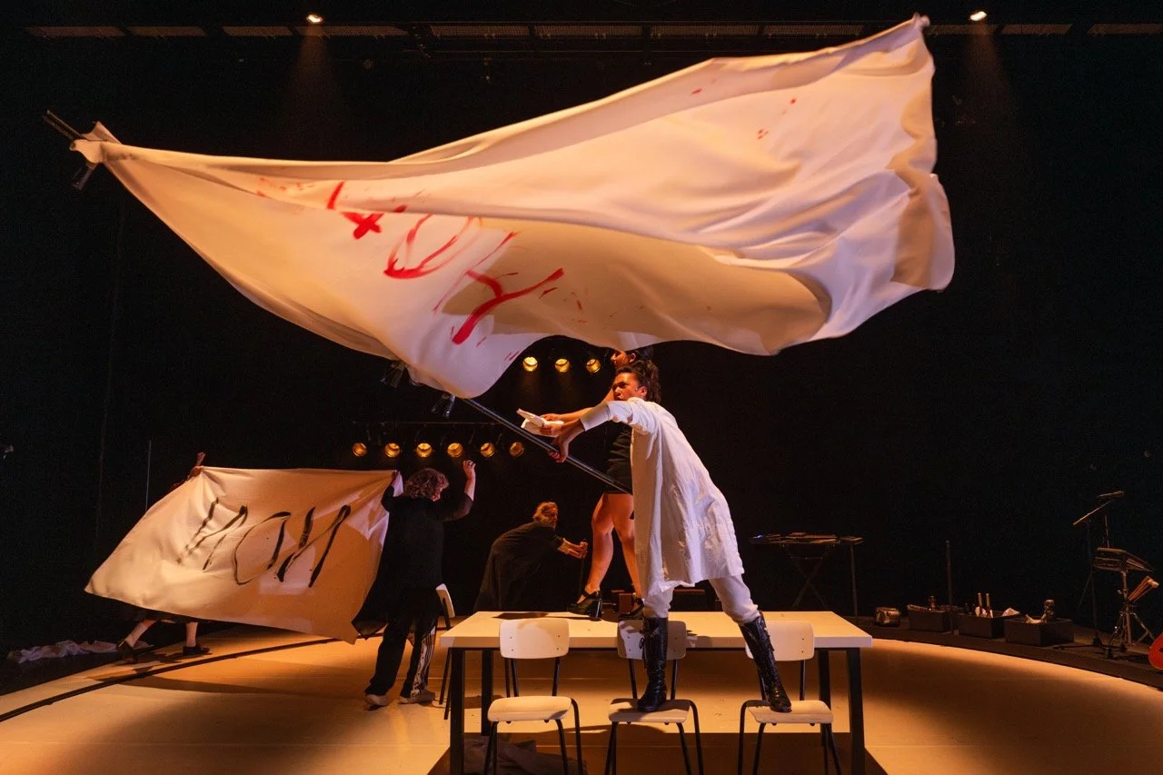 De Jaren, herneming met deels nieuwe cast.