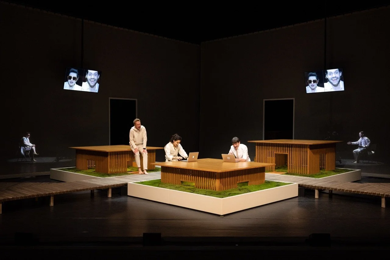 Laagland, a HNT production.