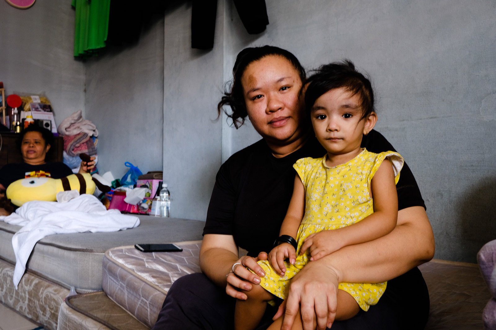 17-Nurhidayah-Binte-Abdul-Aziz-daughter-and-mother-in-background-.jpeg