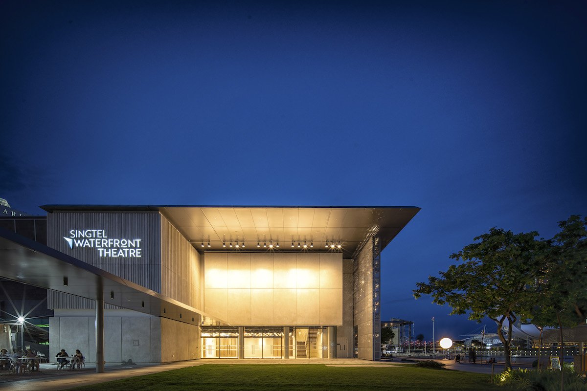 Singtel-Waterfront-Theatre-Esplanade-Theatres-on-the-Bay-credit-Bryan-van-der-Beek.jpeg