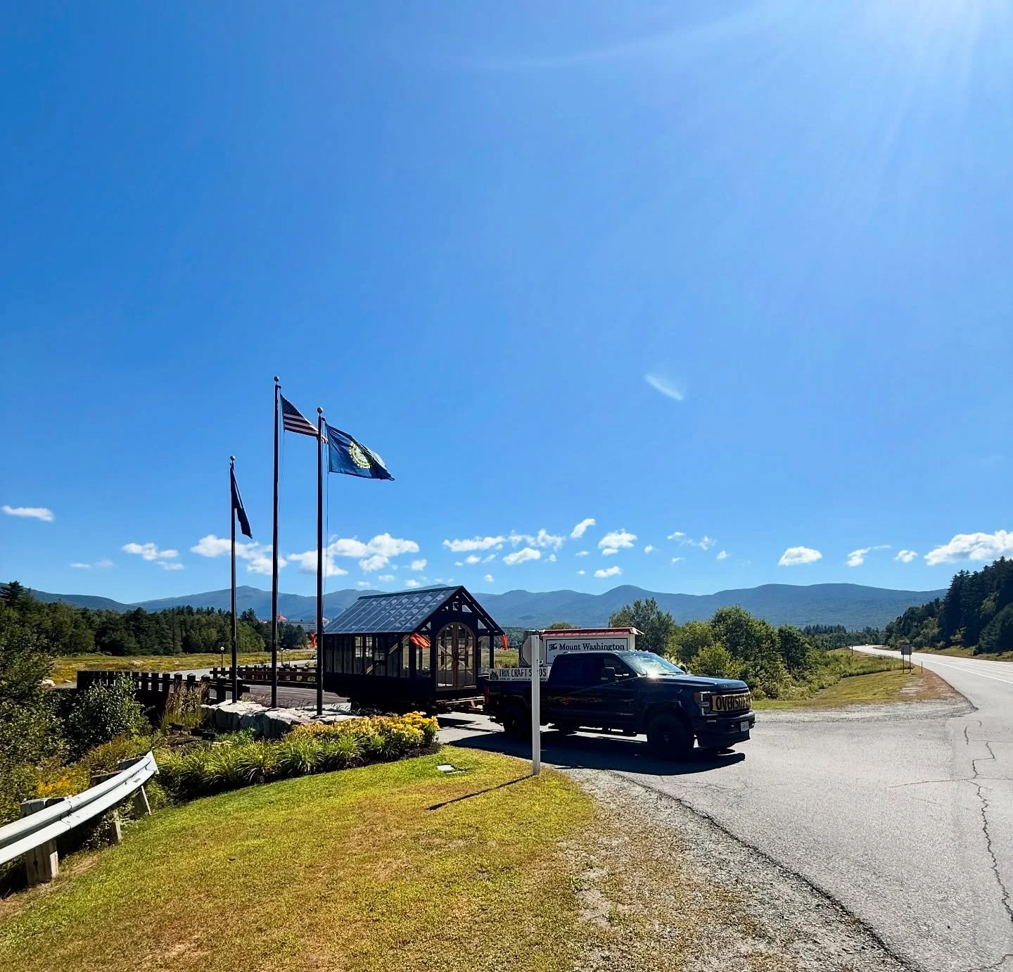 We typically like to hammer down to our delivery location, but decided to take it easy on this delivery back in August. The White Mountains were calling our name!! 

We enjoyed the views from📍Mount Washington Resort, delivered a greenhouse in📍Pound