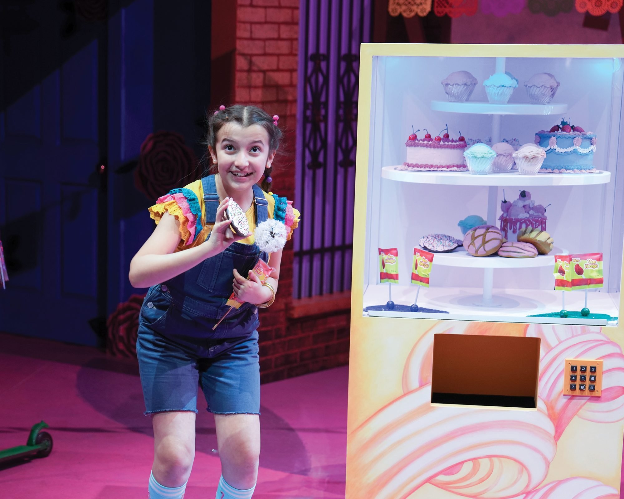 2022CHILDRENSTHEATER_CARMELA4.jpg