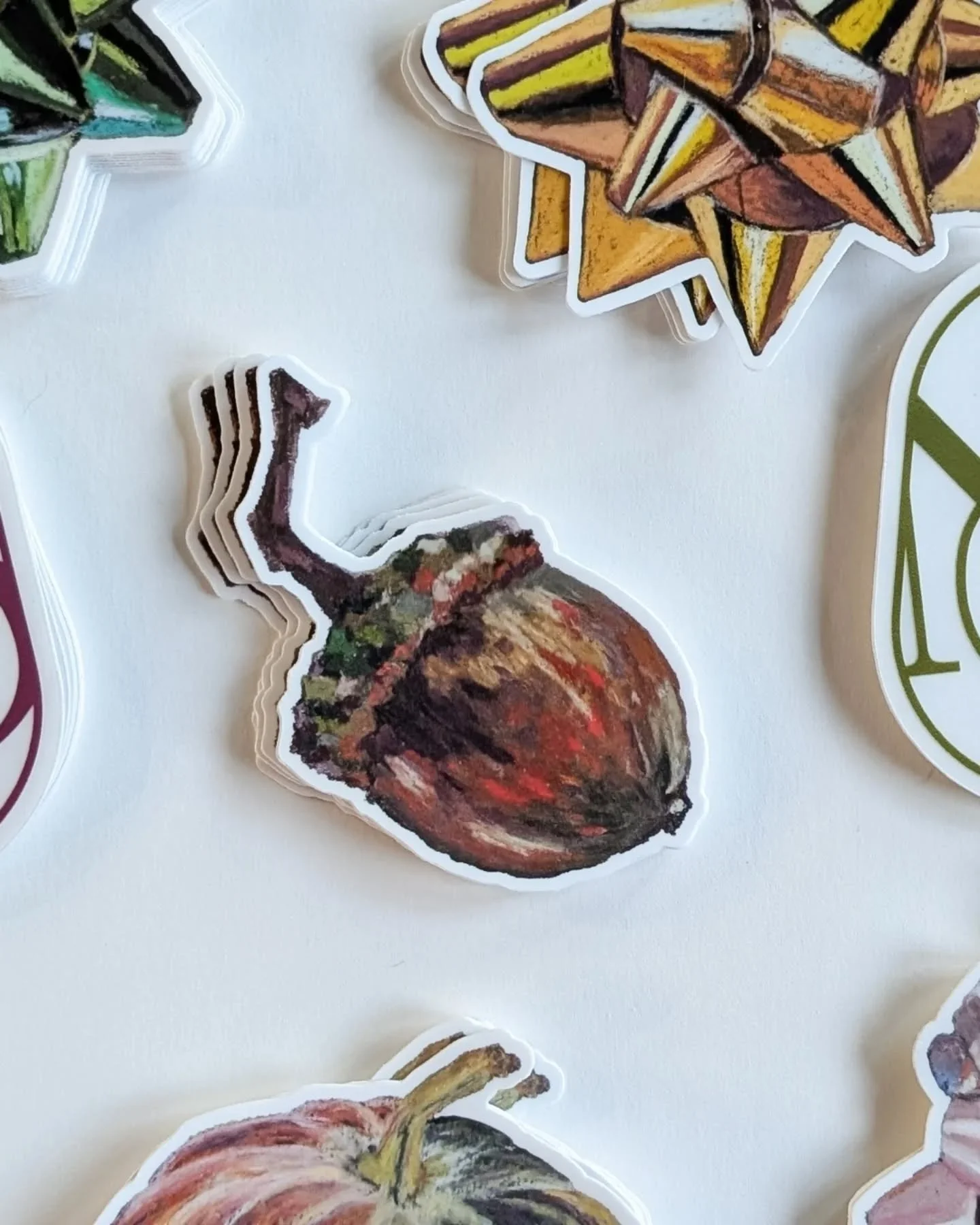 Save The Date NOV. 2nd
.
I'm so excited to be part of the @merrymakers_market 
Not Another Holiday Market in Northern Virginia at @walshfamilywine!!
.
I'll be bringing a little bit of Frederick charm and a whole lot of pastel dust. With framed origin