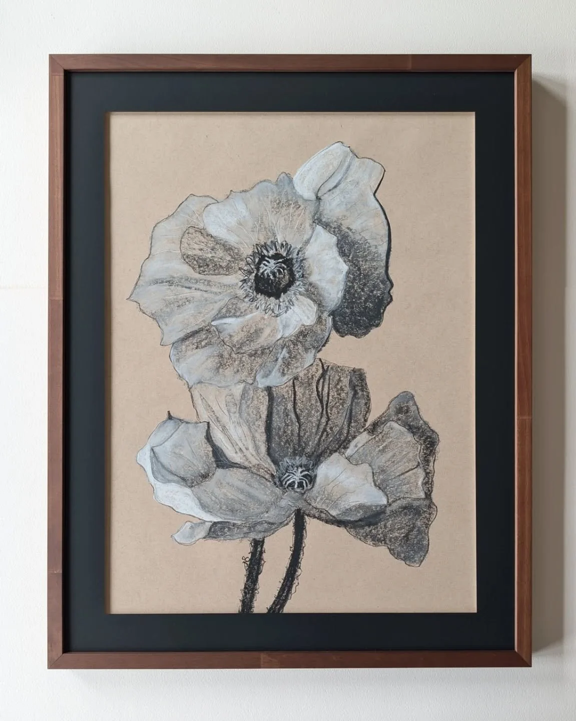Meet one of my poppies, "Support One Another." She's been waiting to come home with someone.
.
Every piece in my poppies series has its own personality. This one, I kept coming back to her while I was painting. Something about the light.
.
