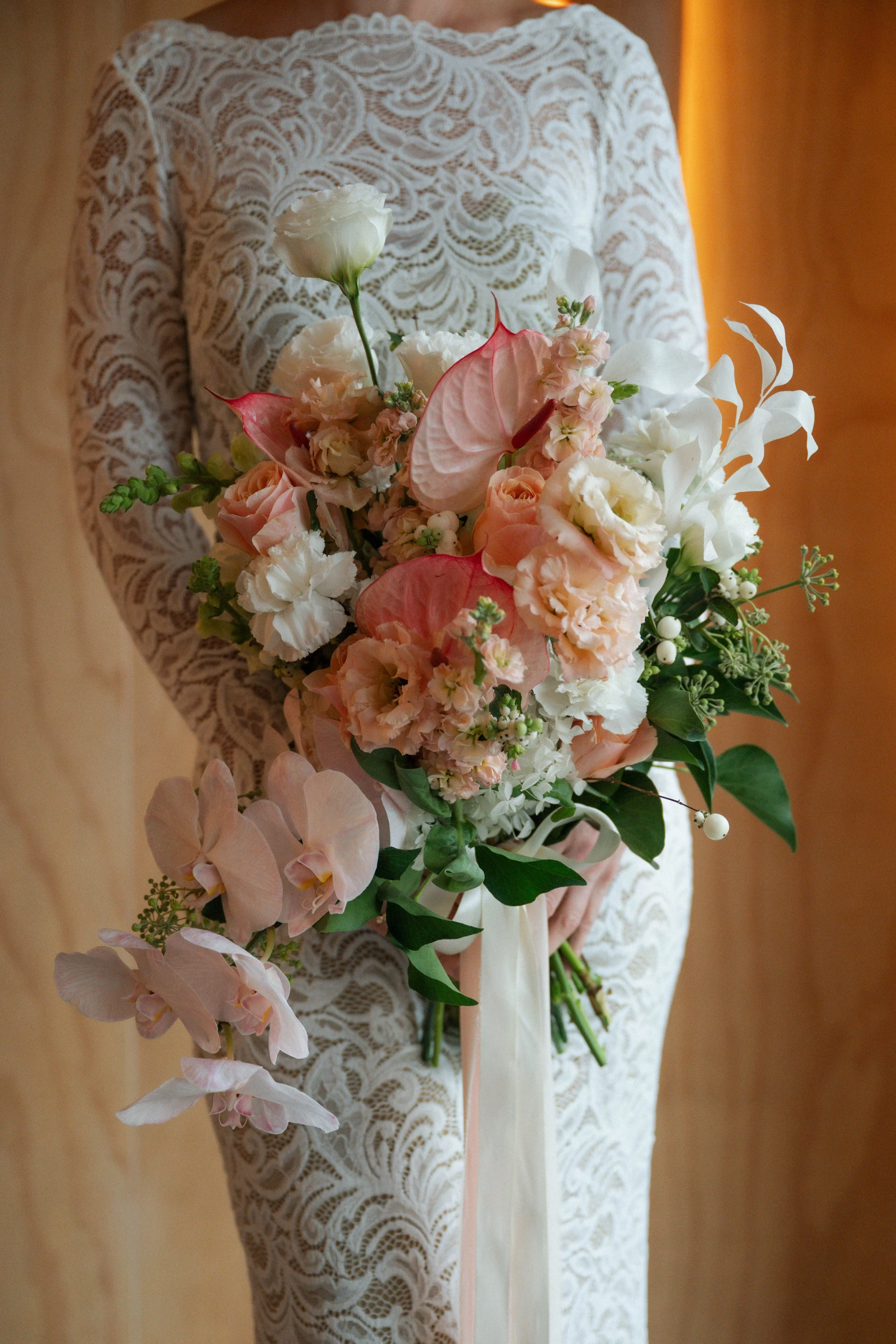 Snowy Mountains NSW photographer capturing bride with bouquet