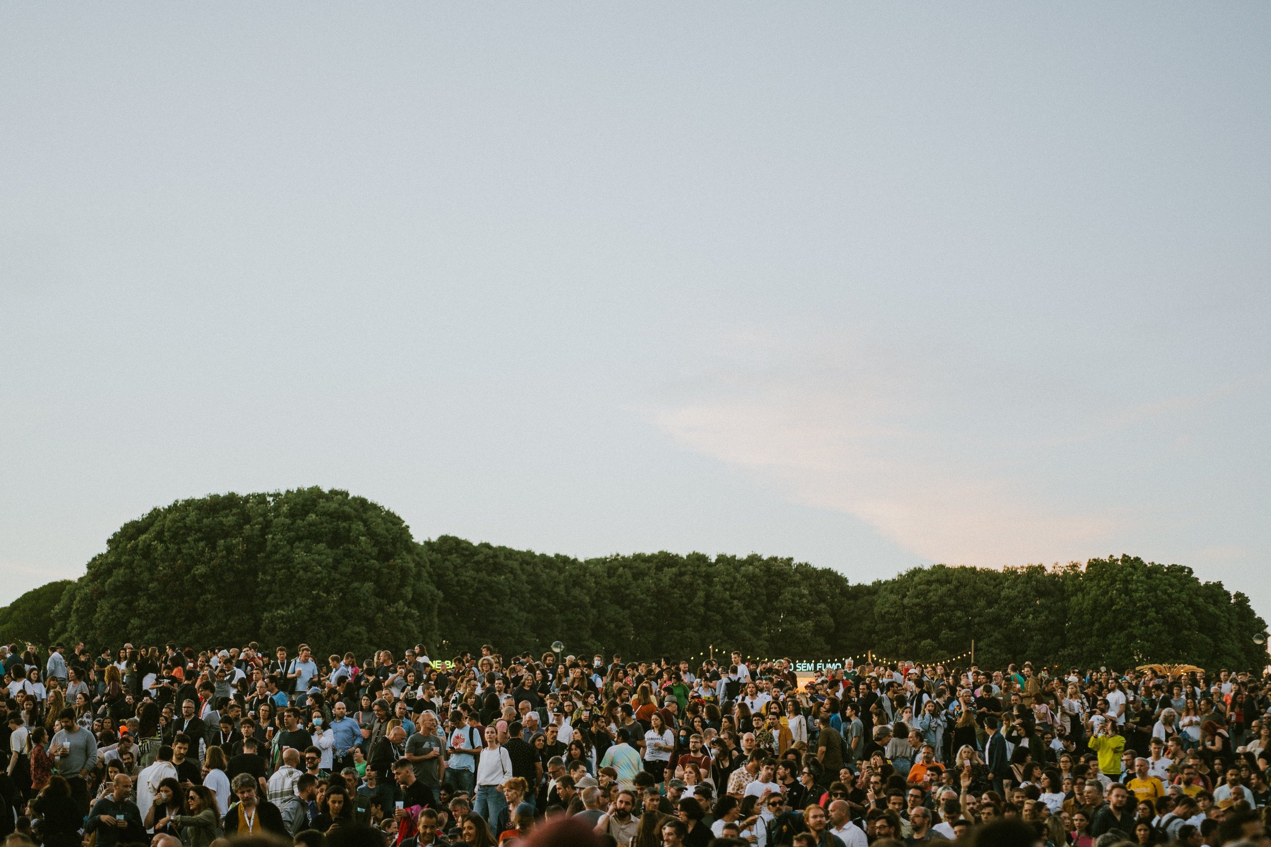 MARIANASILVAX_NOSPRIMAVERASOUNDPORTO CROWD7.jpg