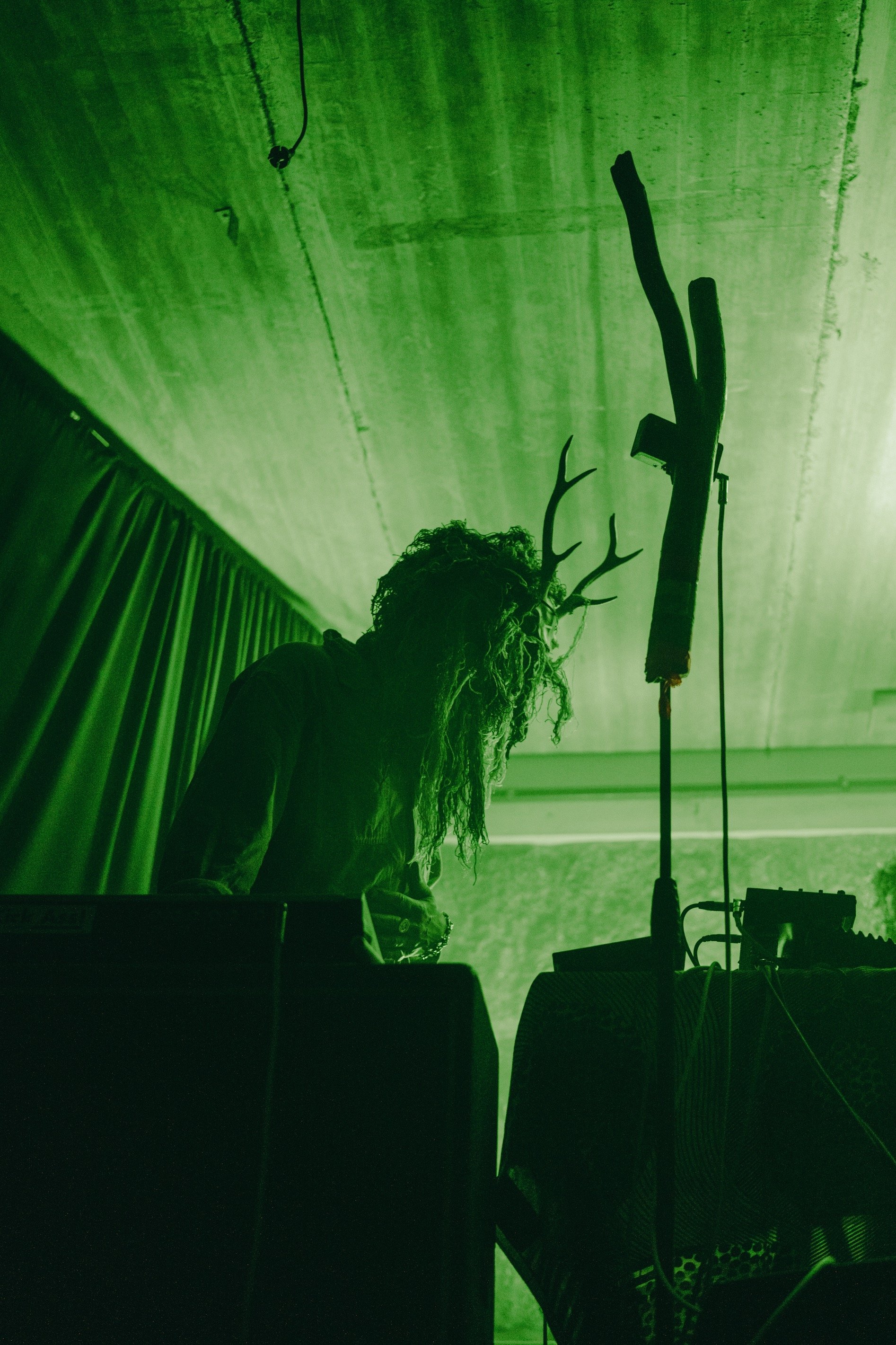 OUBLA-SNAPPEDANKLES10.jpg