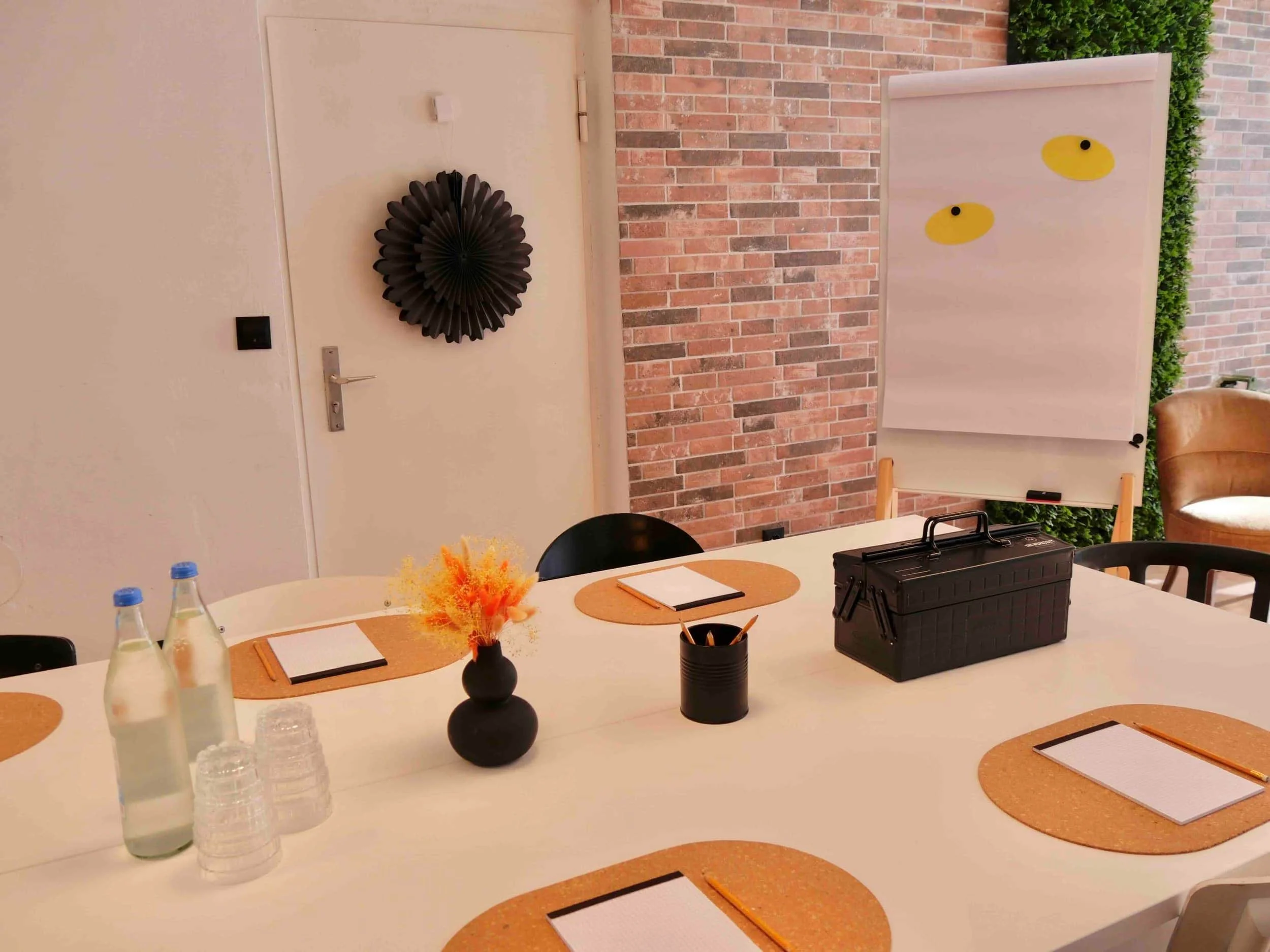 Seminar-Raum-Koeln_compressed.jpg