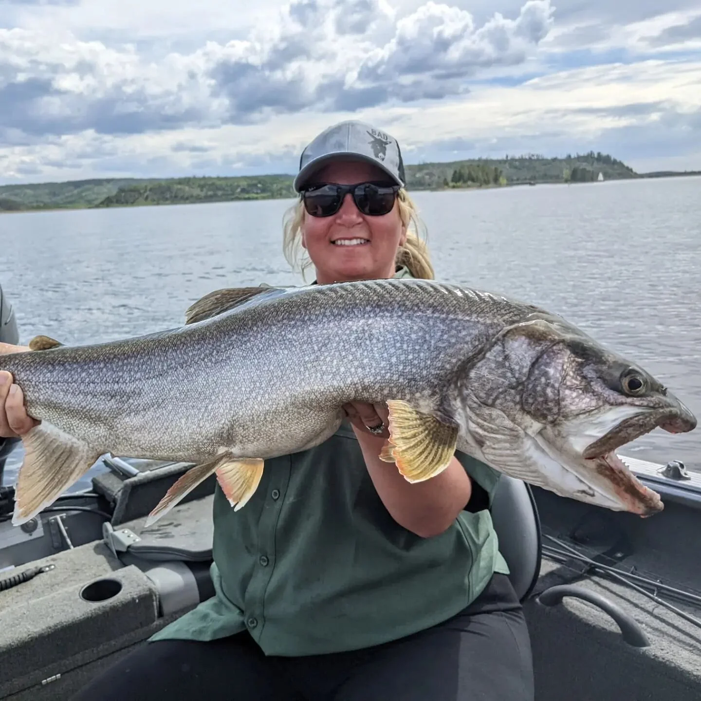 Jess and Eric always get it done!! 

#granbycolorado #grandcounty #coloradofishing #rockymountainnationalpark #rockymountains #colorado #laketrout #bigfish #mackinaw