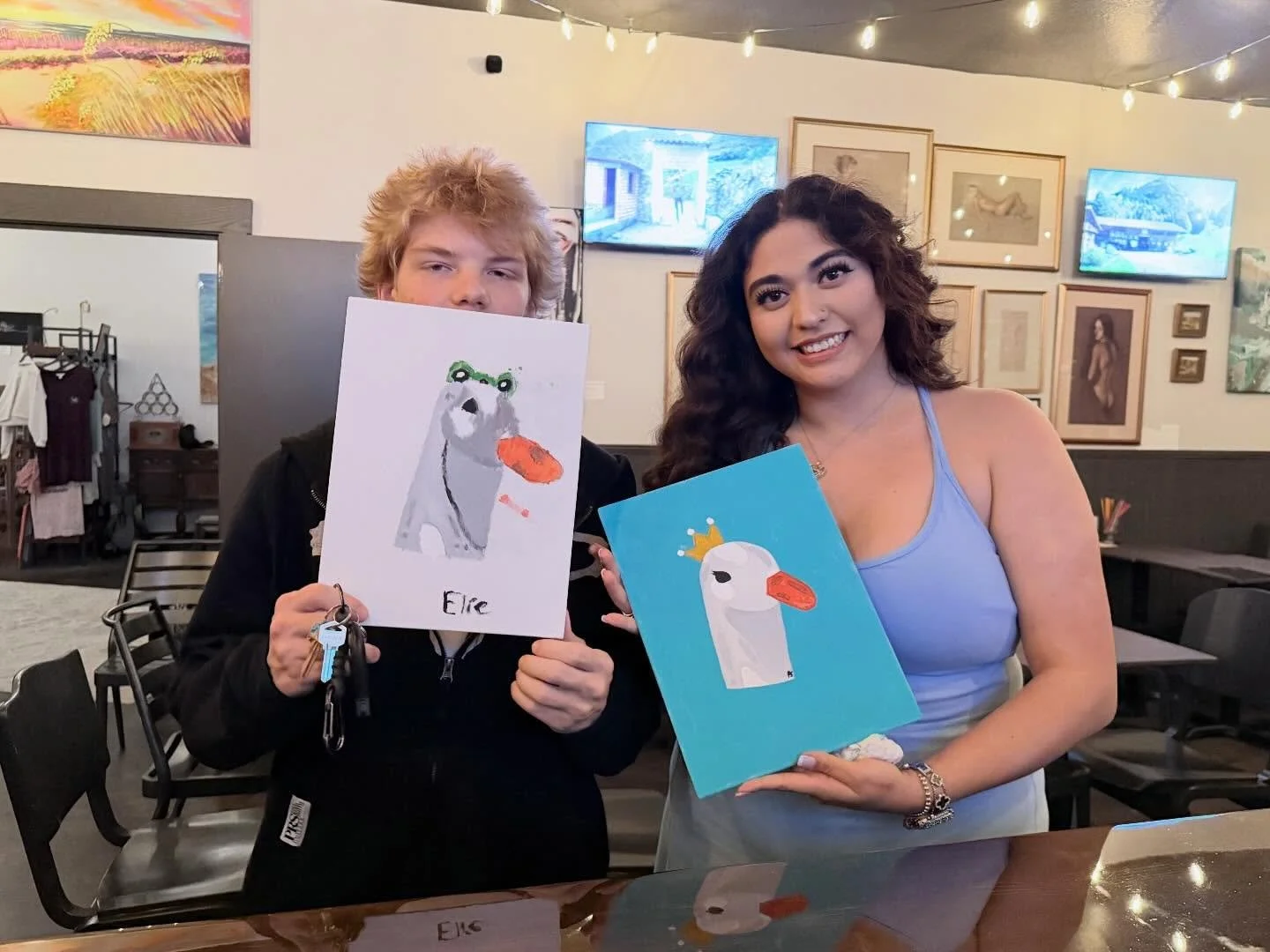 Guys! Check out these ducks! Come use our Everyday Paint Station and create your next masterpiece! We can also print stencils if that&rsquo;s your jam! 

#inkwellartbar #inkwellamelia #thingstodofernandina #fernandinaarts #paintallday