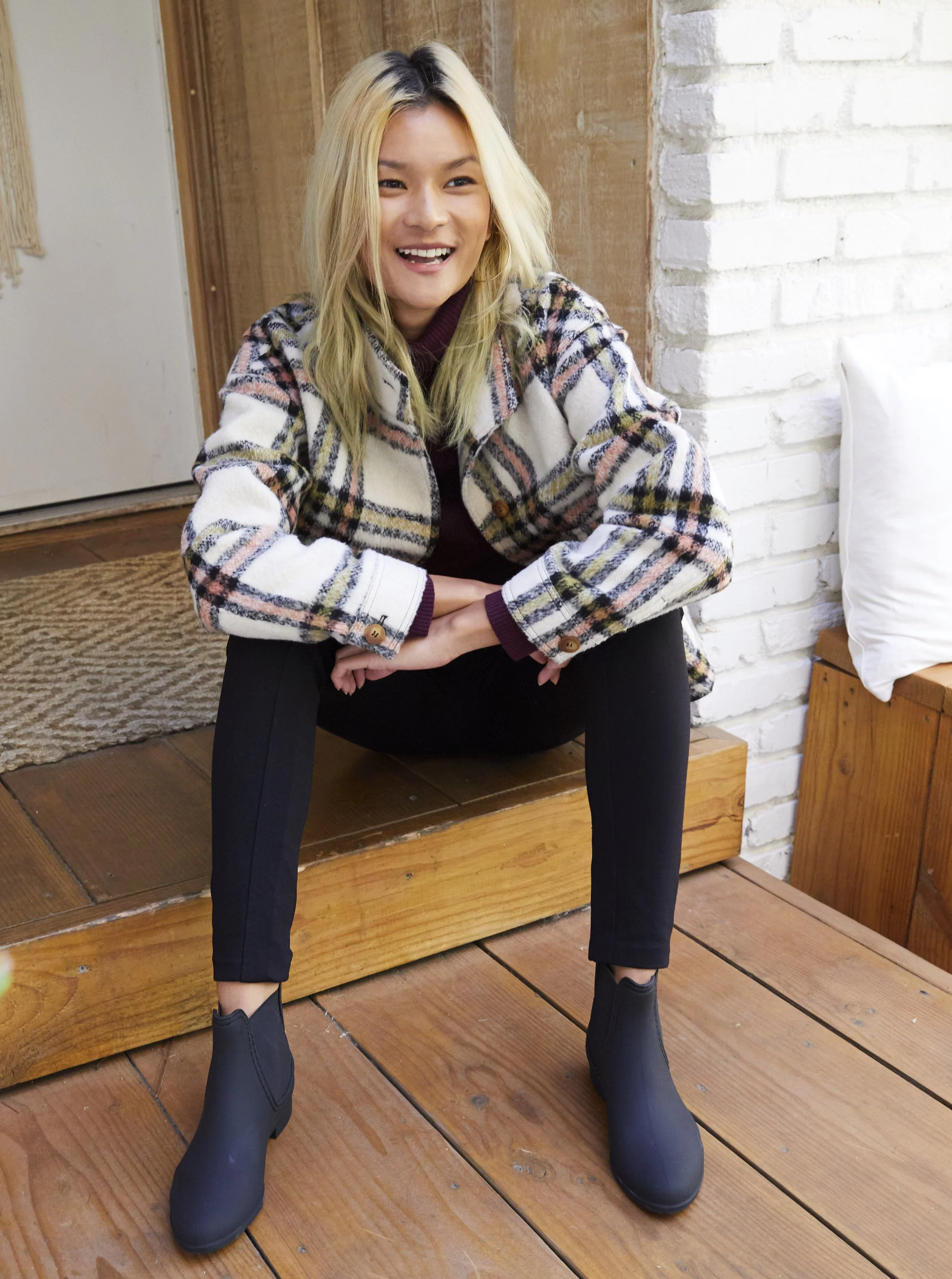 RACK_1121_SOCIAL_1127RACKFRIDAY1 1.jpg