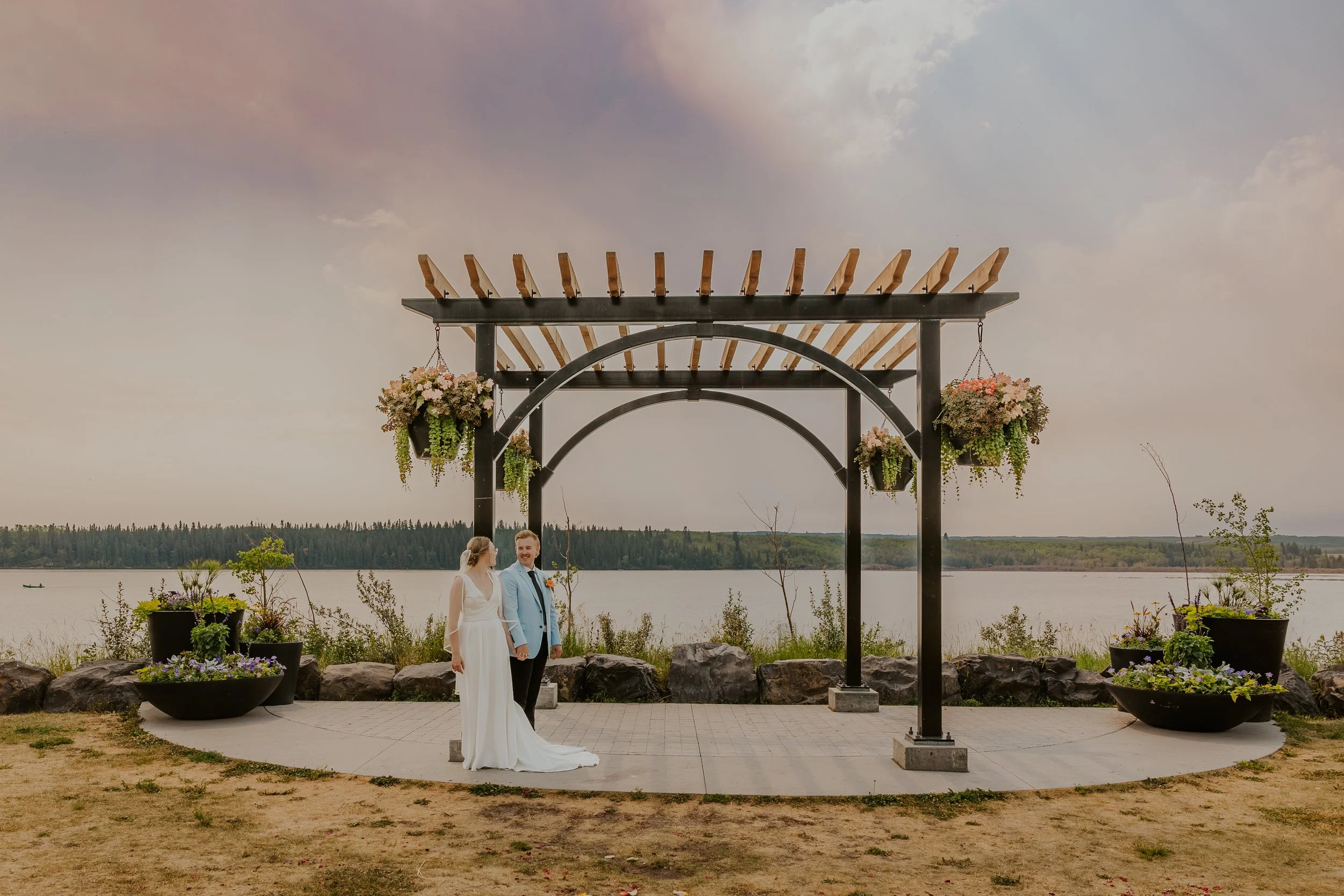 Layla & Ian - 300.jpg