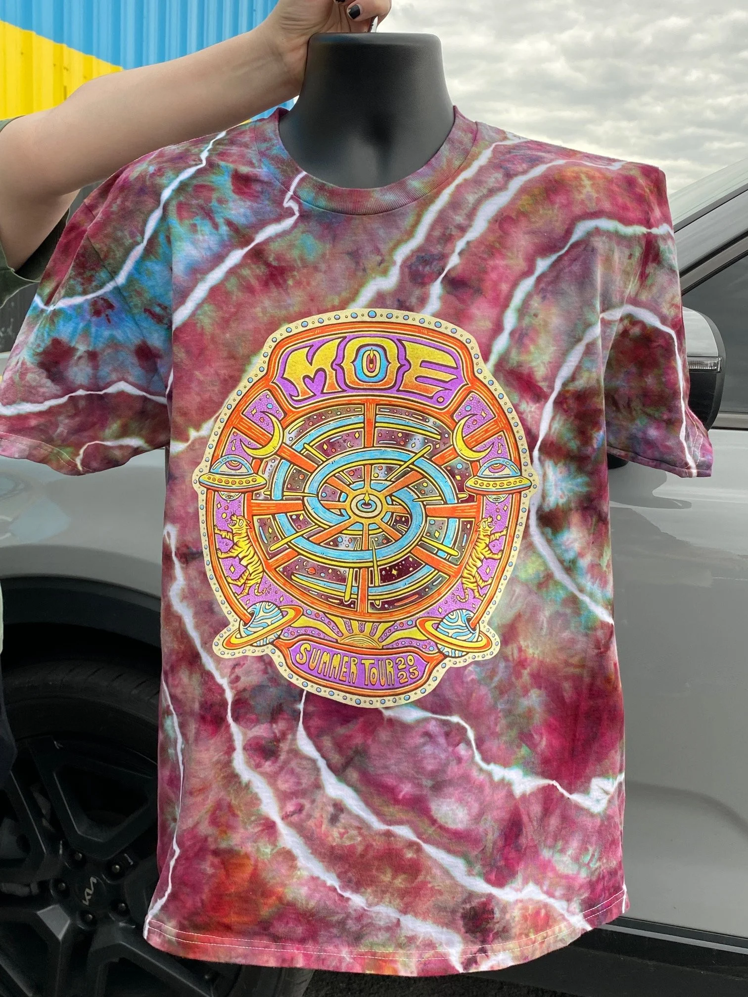 Moe tour (1).jpg