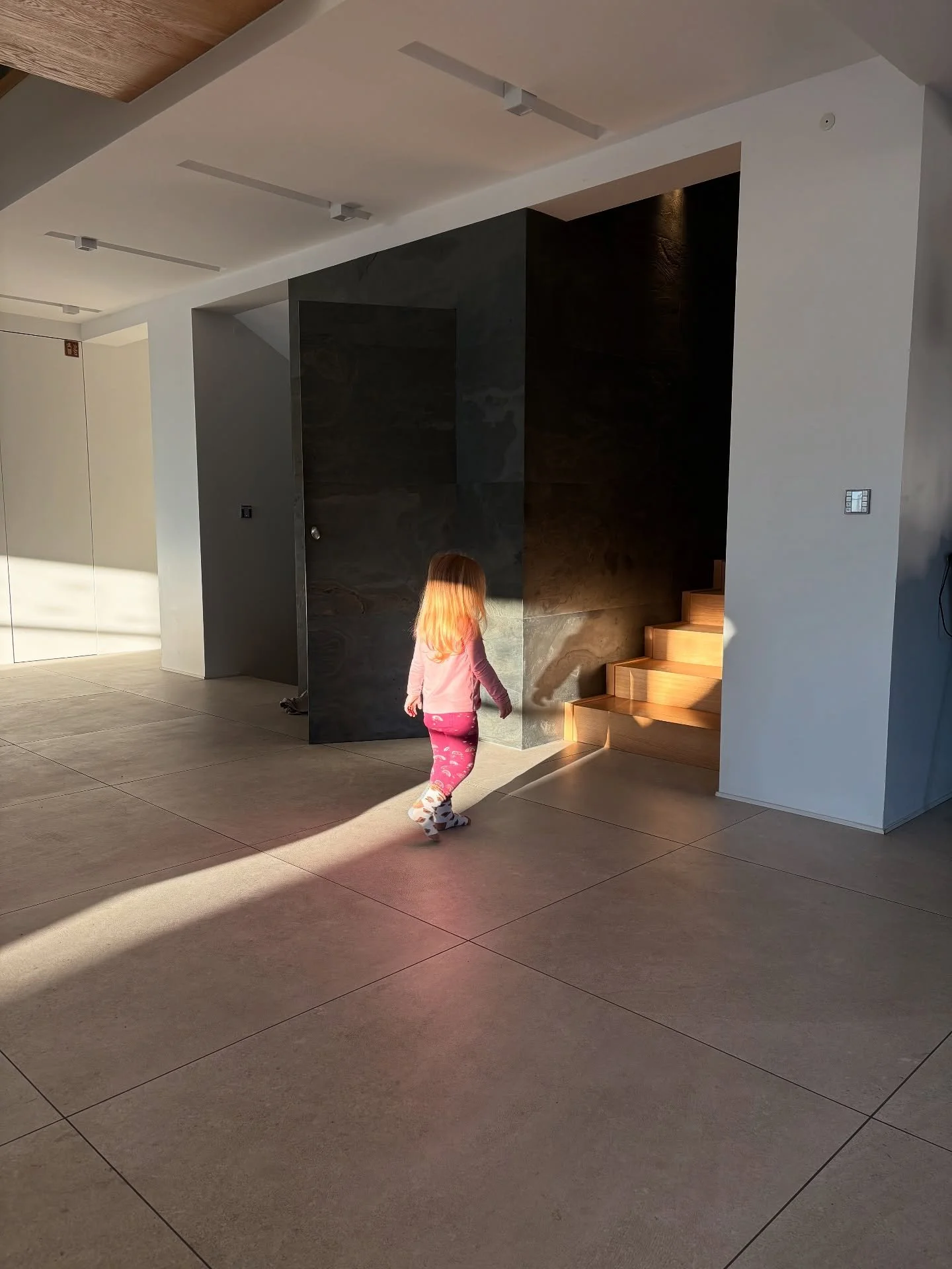 Ending this beautiful, exciting year in our favorite place, Annecy 🤍 So grateful for the past and ready to welcome 2026 with open hearts and big dreams 💫

#happynewyear #annecy #germany #newchapter