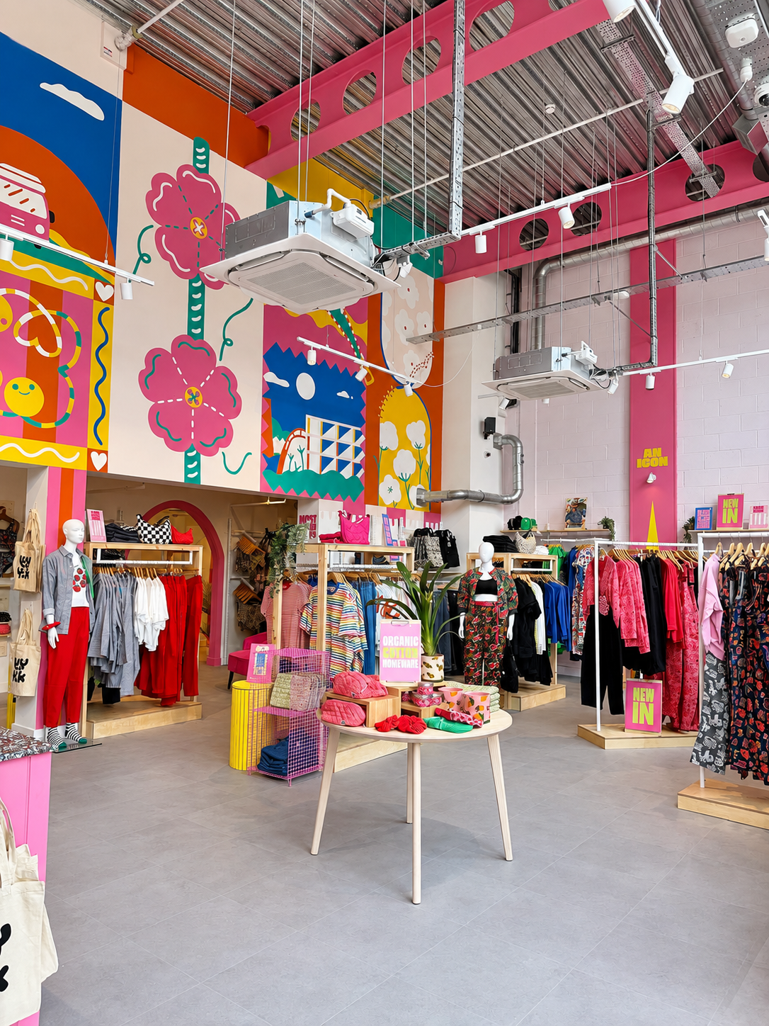 LUCY & YAK x BED STUDIO_Shefield 4.png