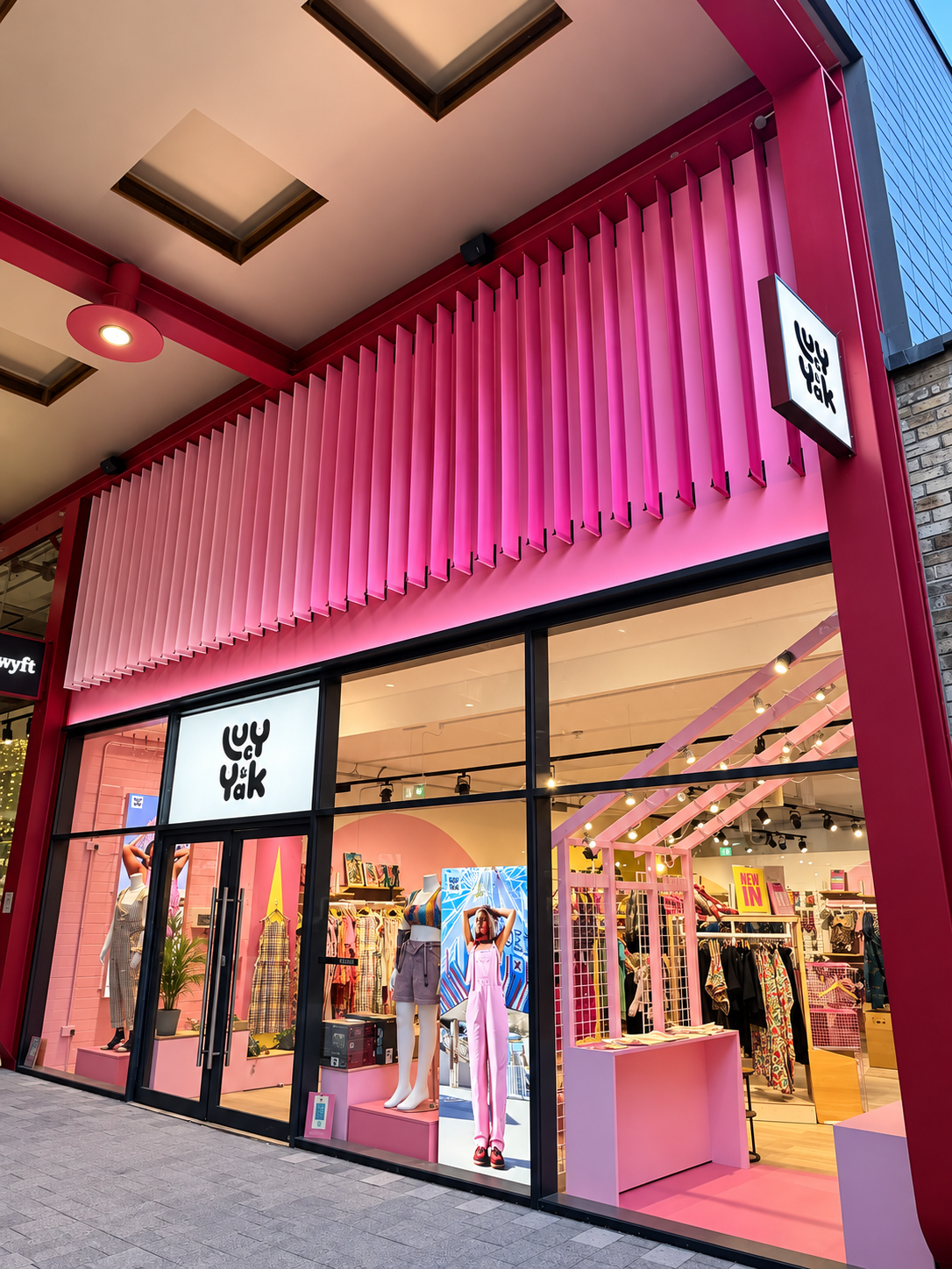 LUCY & YAK x BED STUDIO_London 1.png