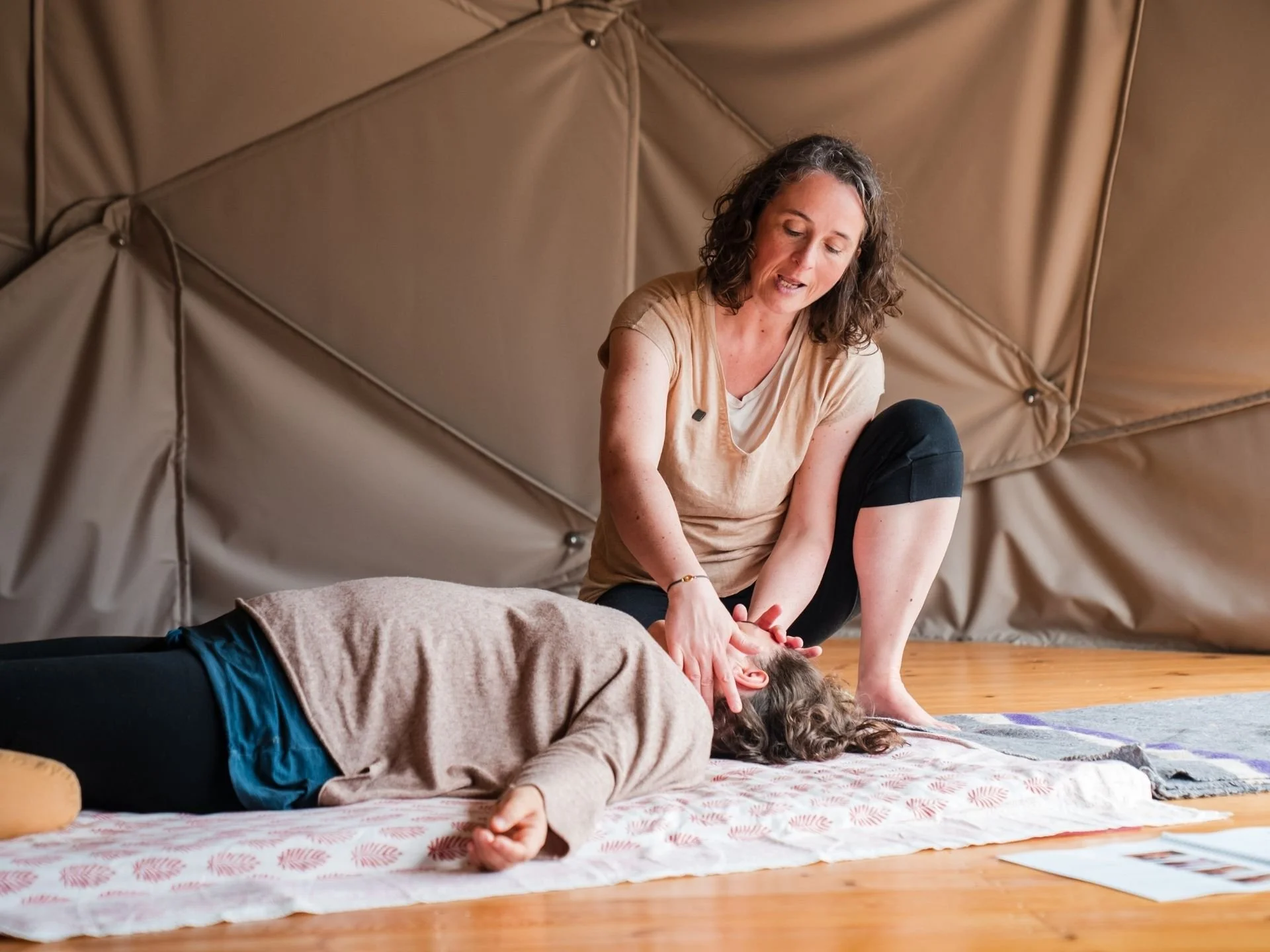 Jaw, neck & breath – TMJ and cranial integrations - Advanced Thai Yoga Massage with Katrin Heuser 